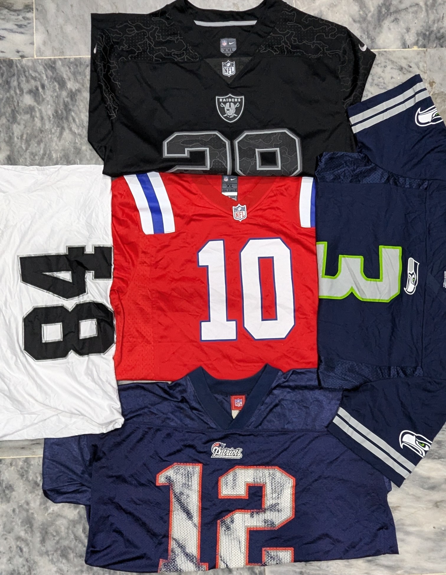 NFL Sports Jersey 13 Pieces