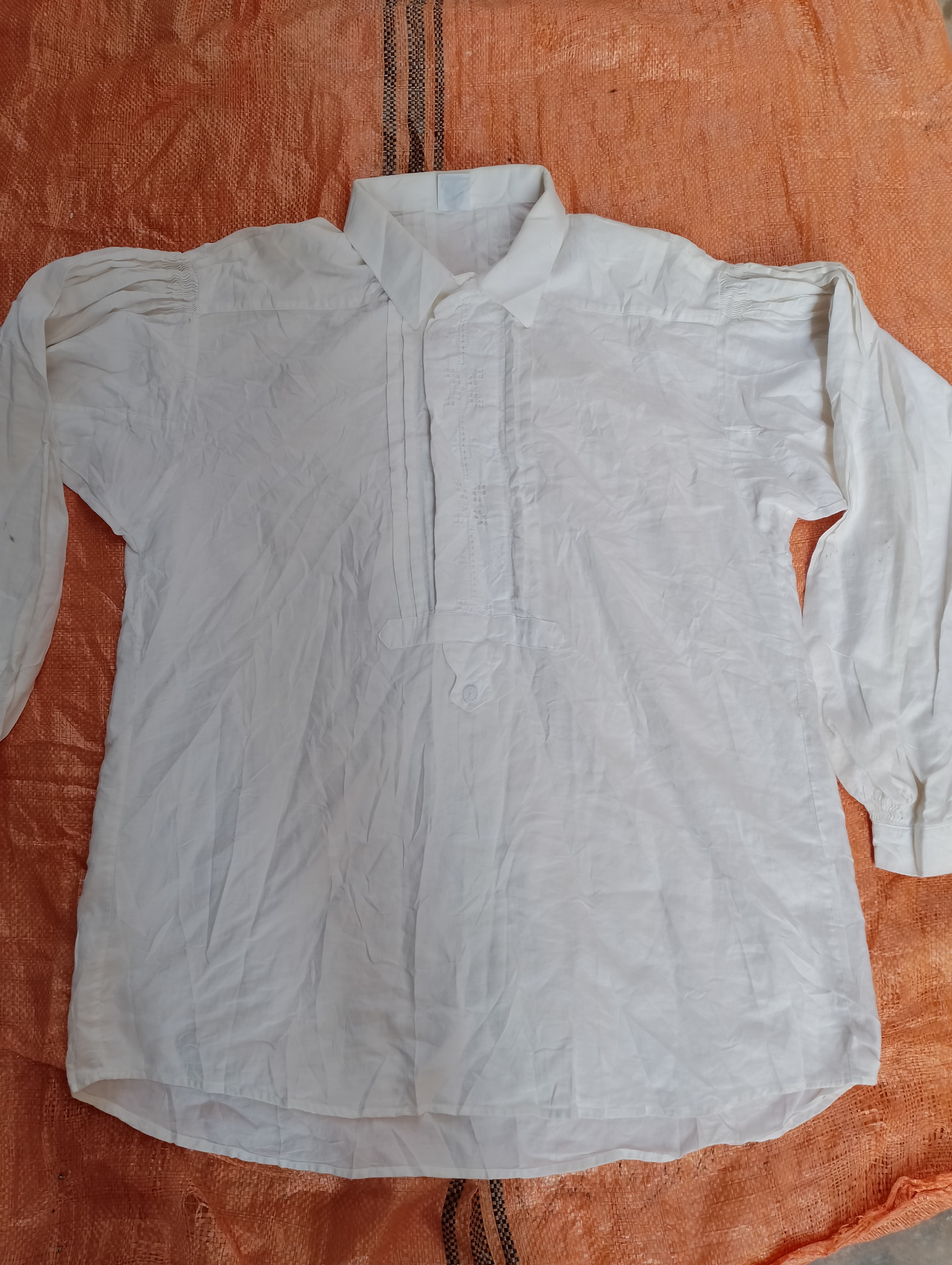 Tyrolean Shirts - 100 pcs