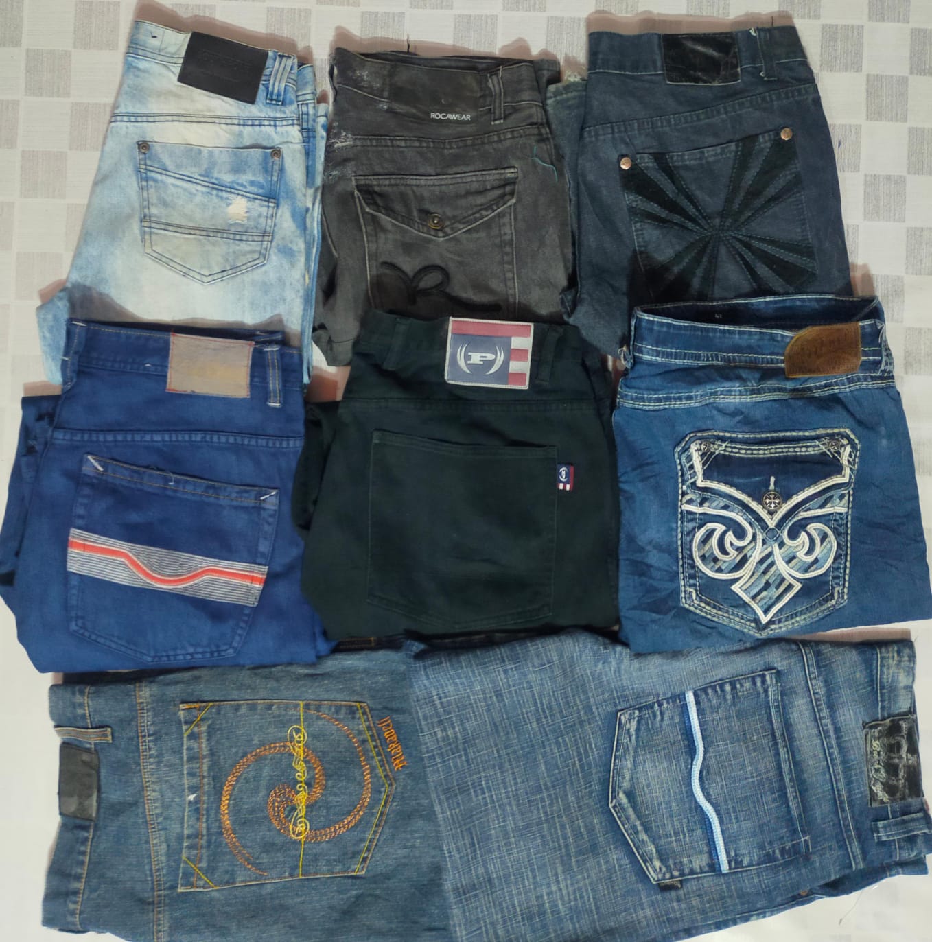 ROCAWEAR SOUTH POLE PHAT AFFLICATION ET AUTRES JEANS DE MARQUES MIXTES TOTAL 10 PIÈCES (ID 389)