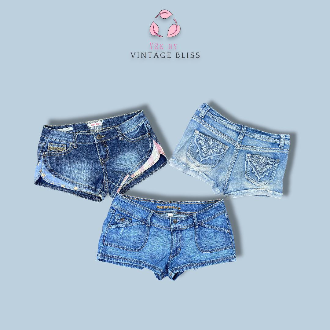 Y2K Low-Waist Micro Denim Shorts – 2000s Baddie Mini Cut-Offs