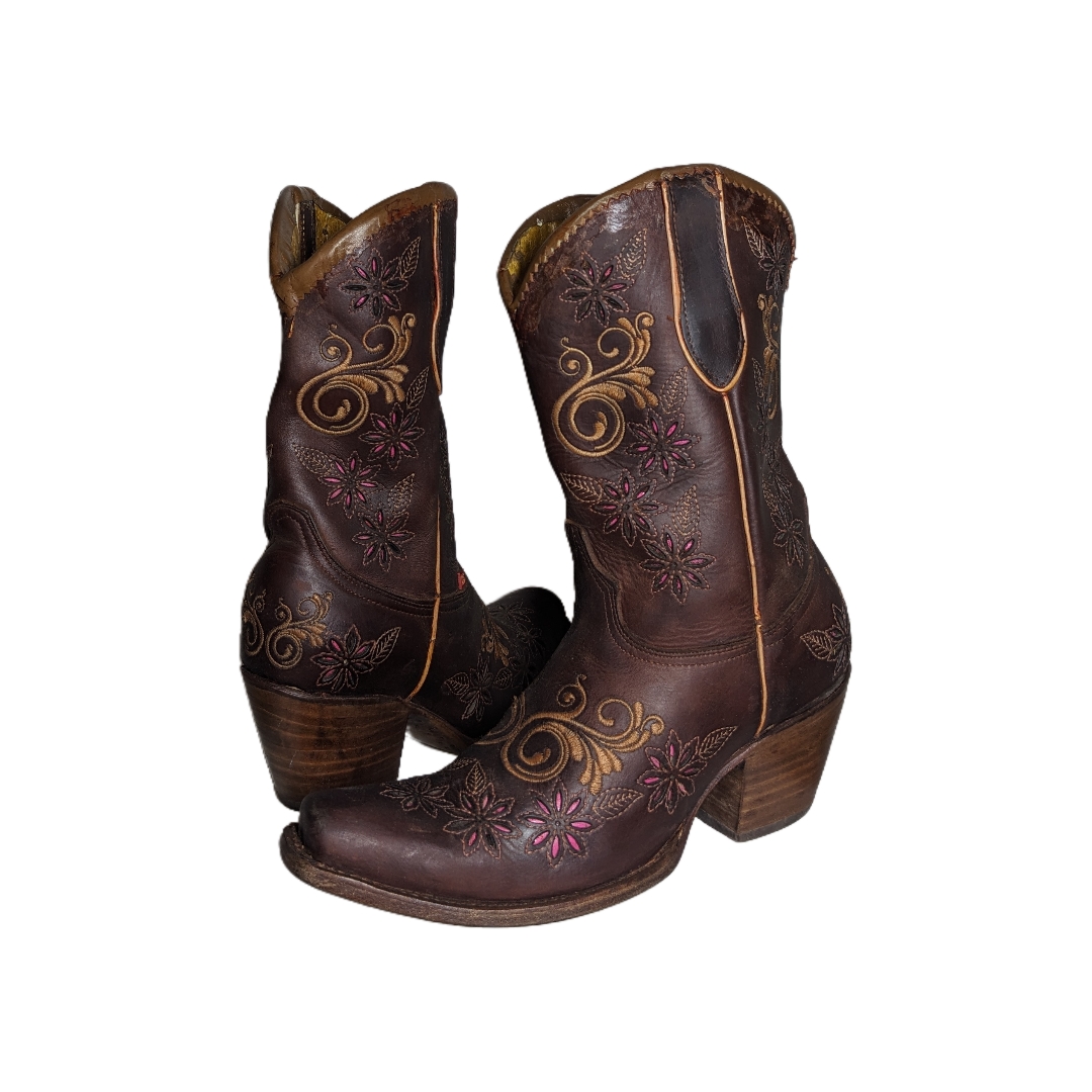 MV256# Super Quality Vintage Cowboy Boots.
