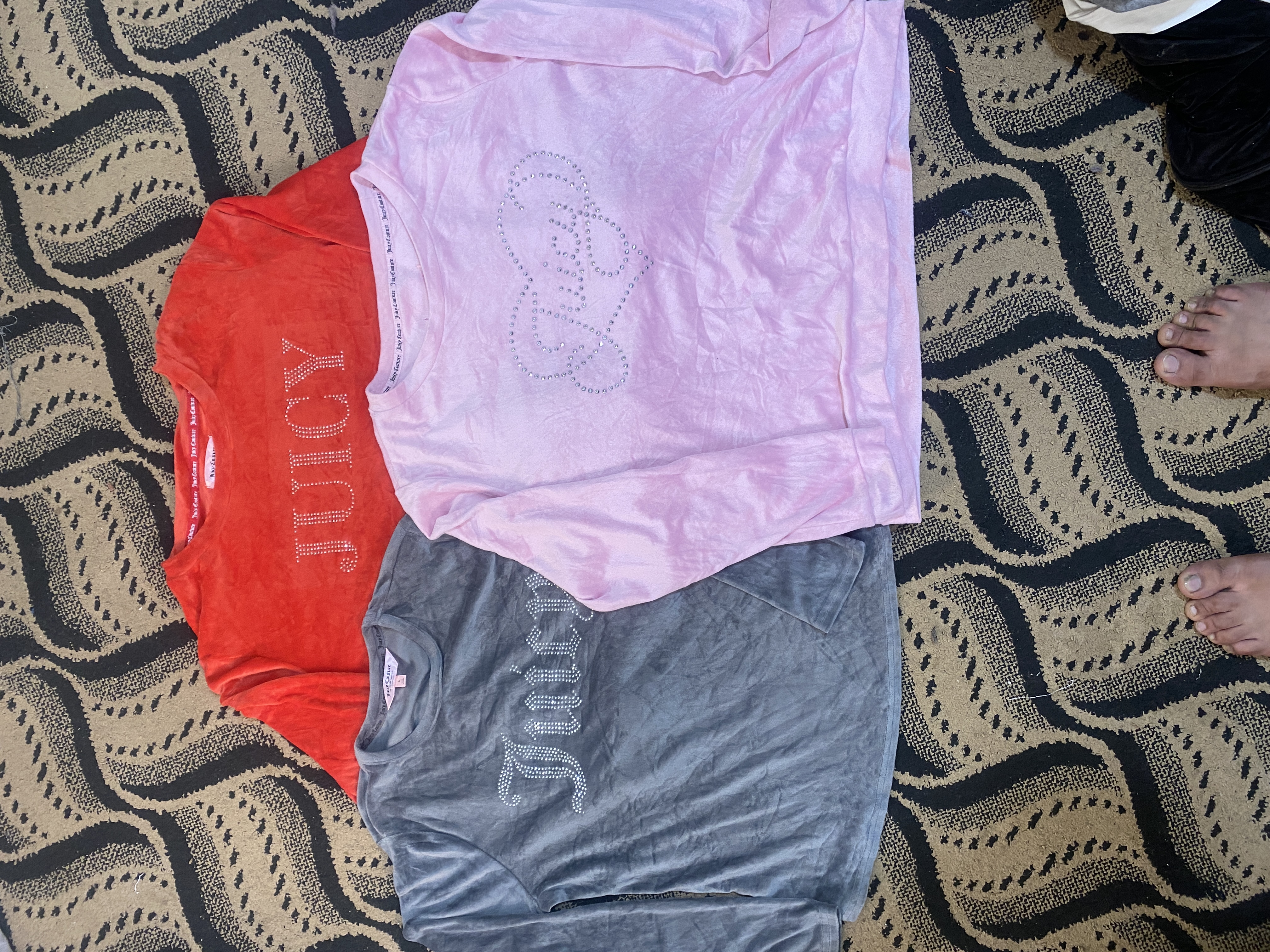 SD0089 - Juicy Couture Damen Nachtwäsche Oberteile - 18 Stück