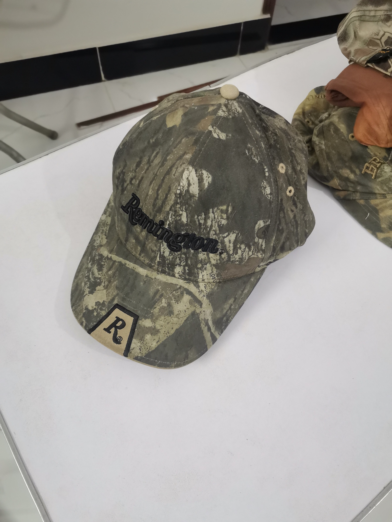 Y2K RealTree Vintage Camo Hunting Hats/ Caps , 164 pieces