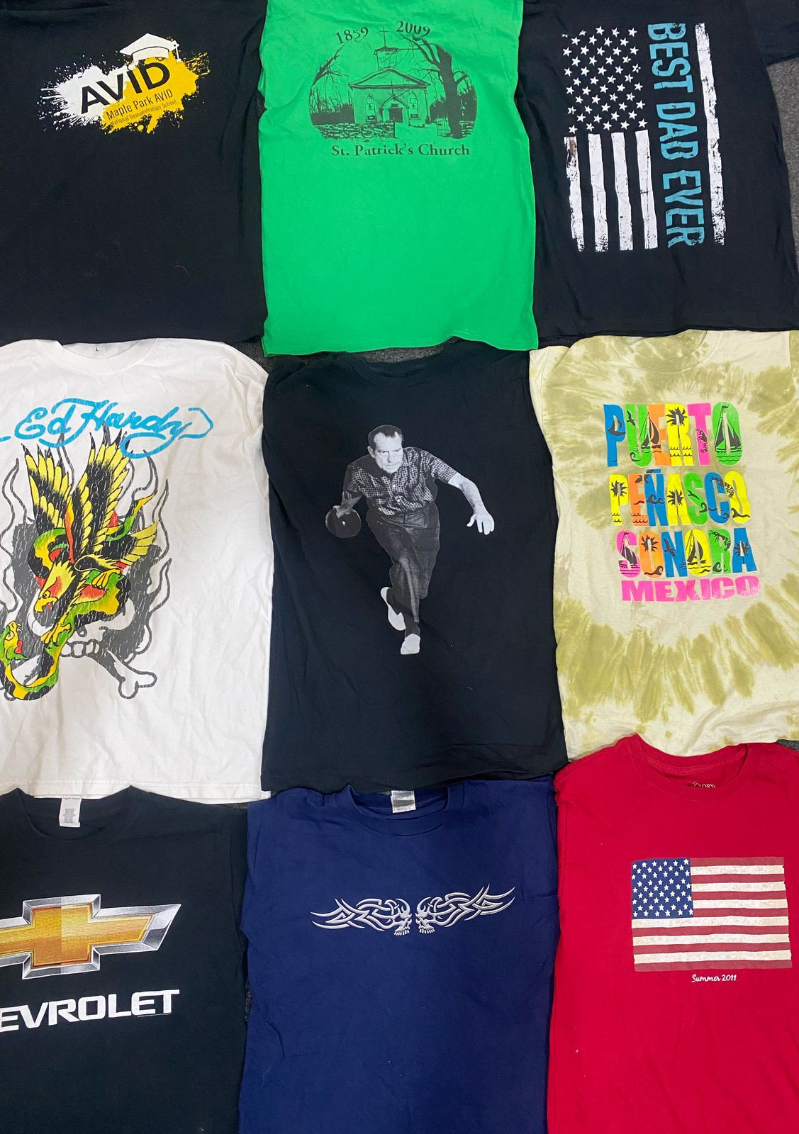 T-shirts graphiques et imprimés