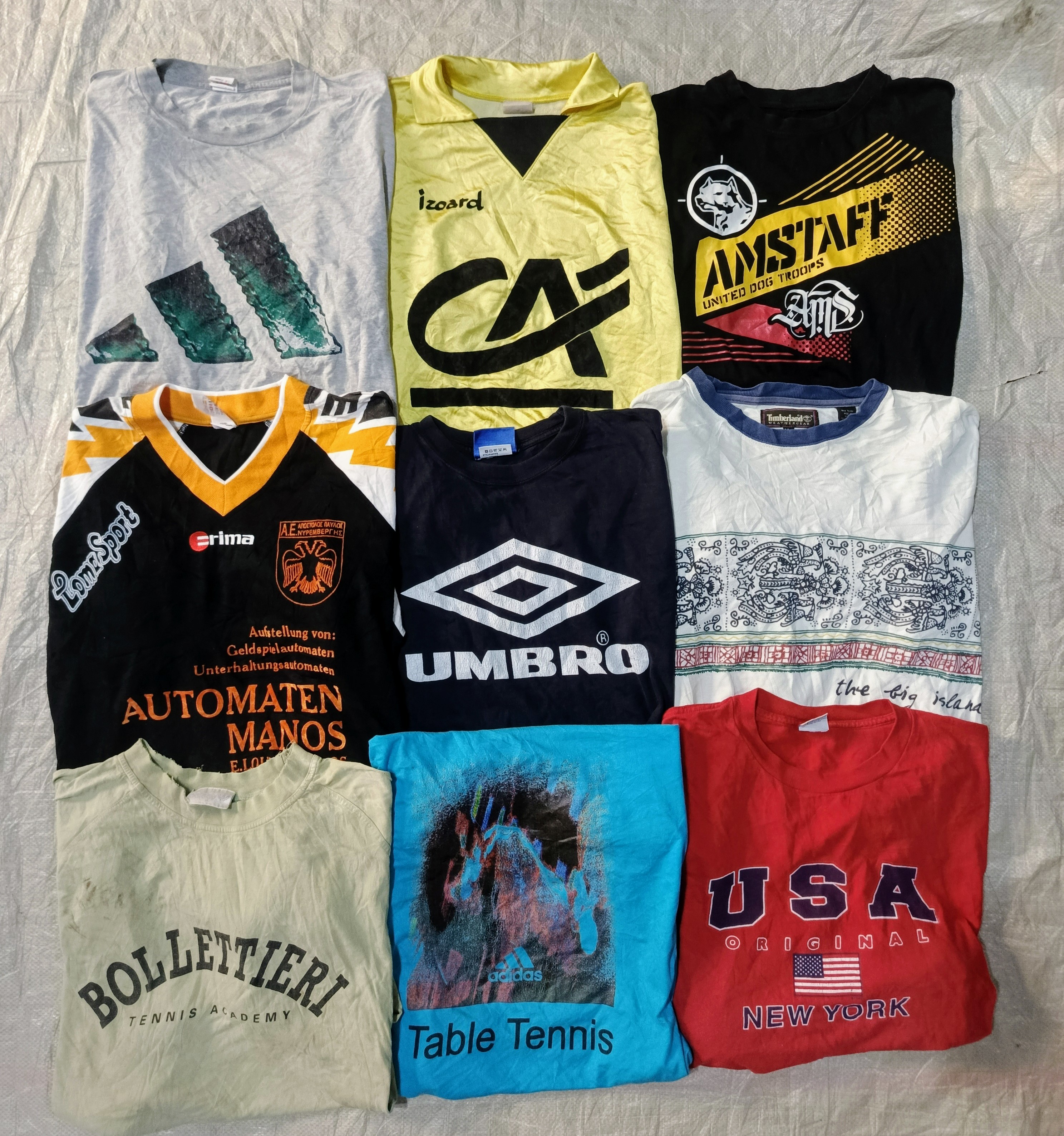 アディダスとミックスブランドのTシャツ
