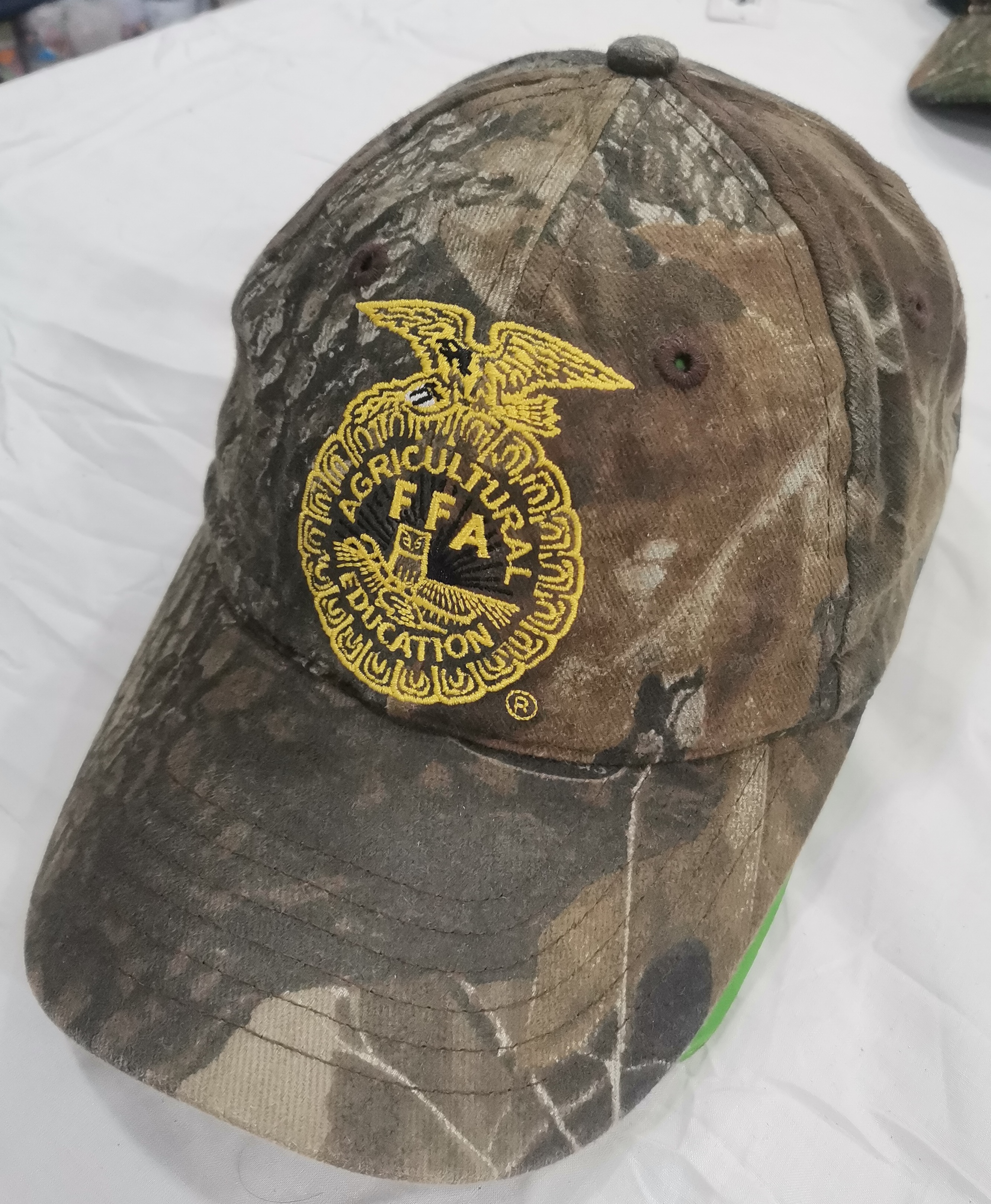 Realtree Camo Jagdkappen Mischung aus Y2K- und modernen Stilen