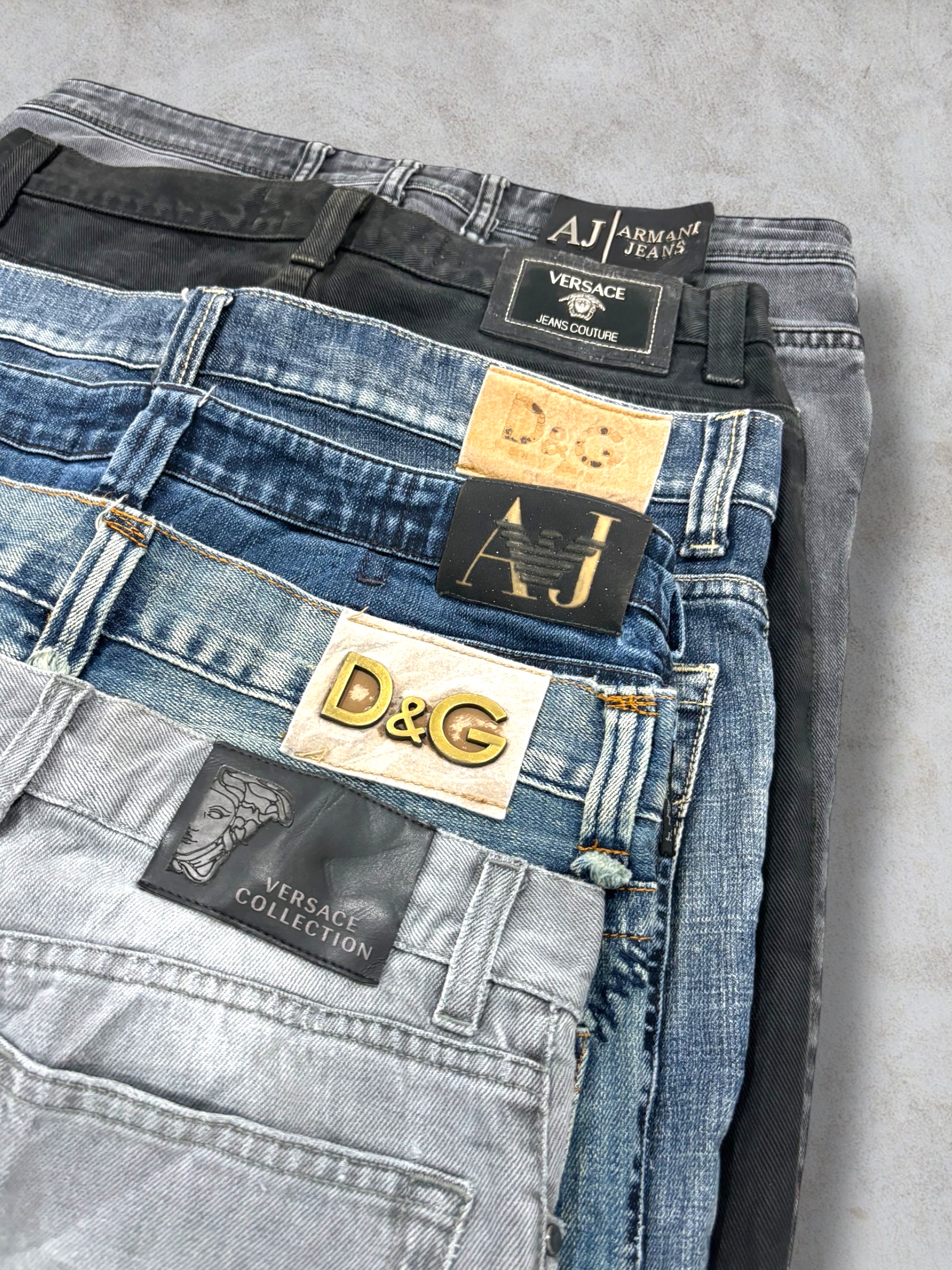 Armani D&G Versace Jeans 20 pièces (E-29)