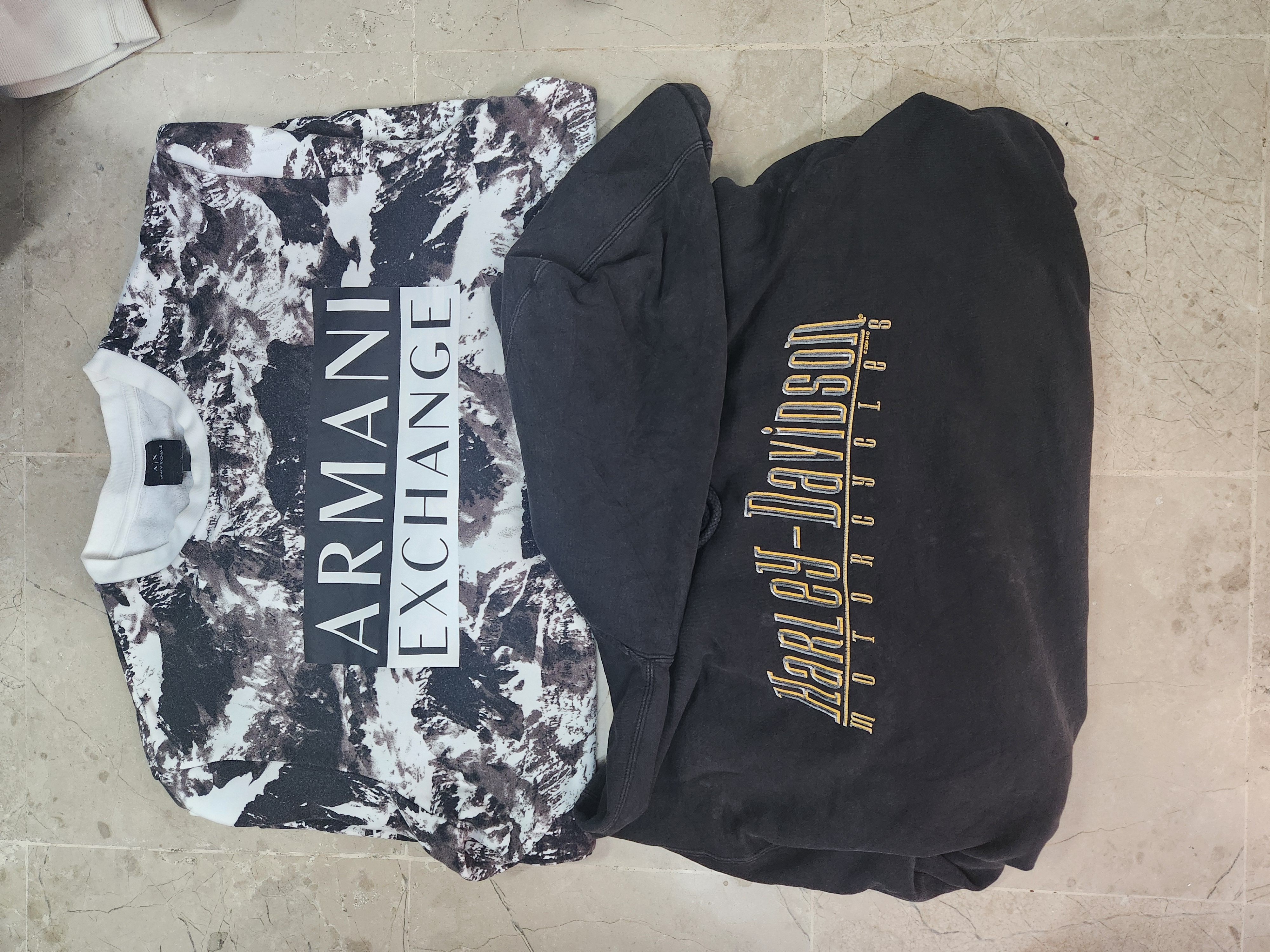 Mix brand sweatshirts/ Hoodies