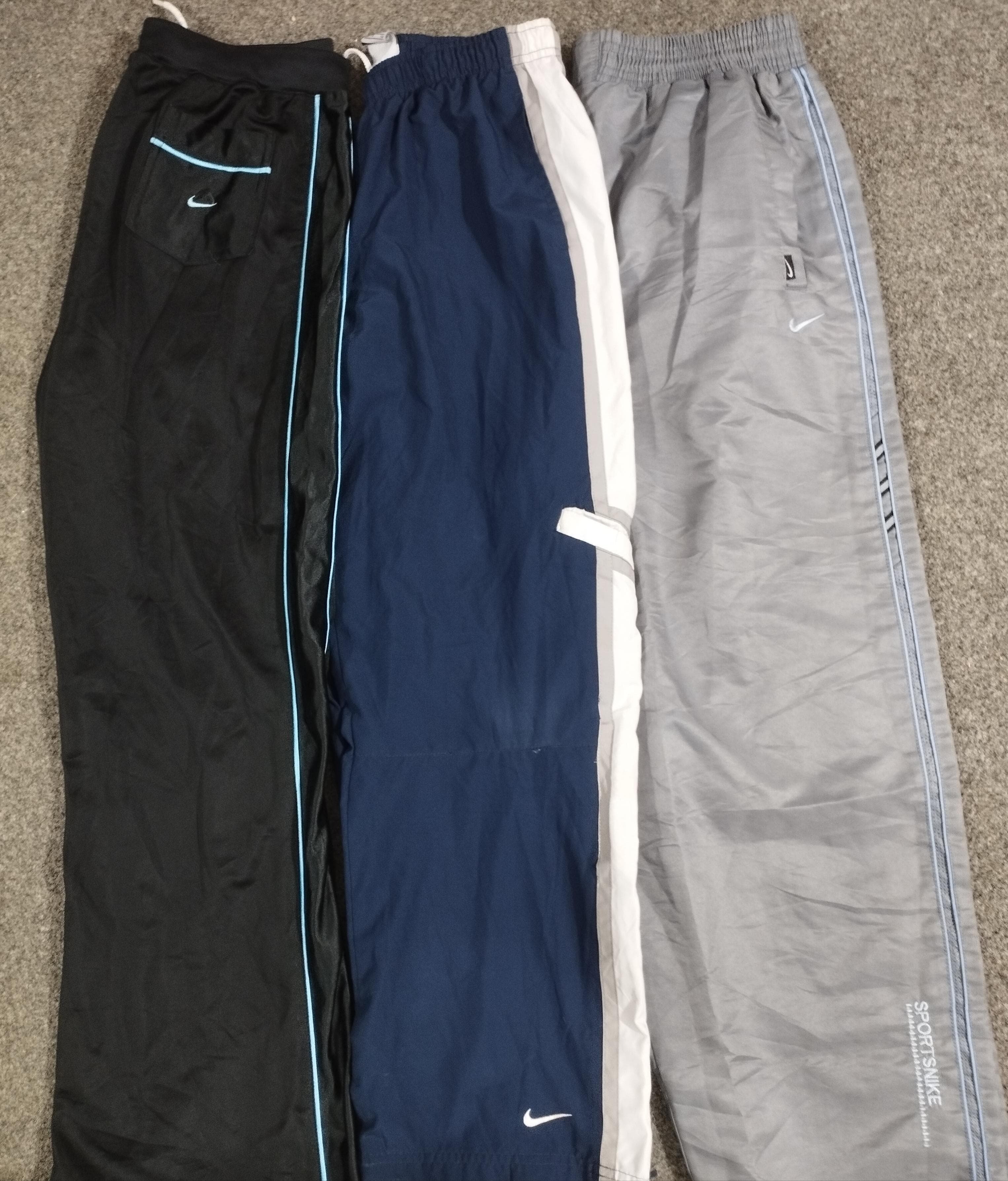 特別なヴィンテージNikeトラックパンツ