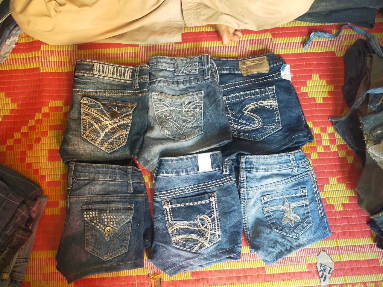 SILVER HYDRAULICS AND MIX BRANDS WOMENWEAR MINI SHORTS (MR 503)