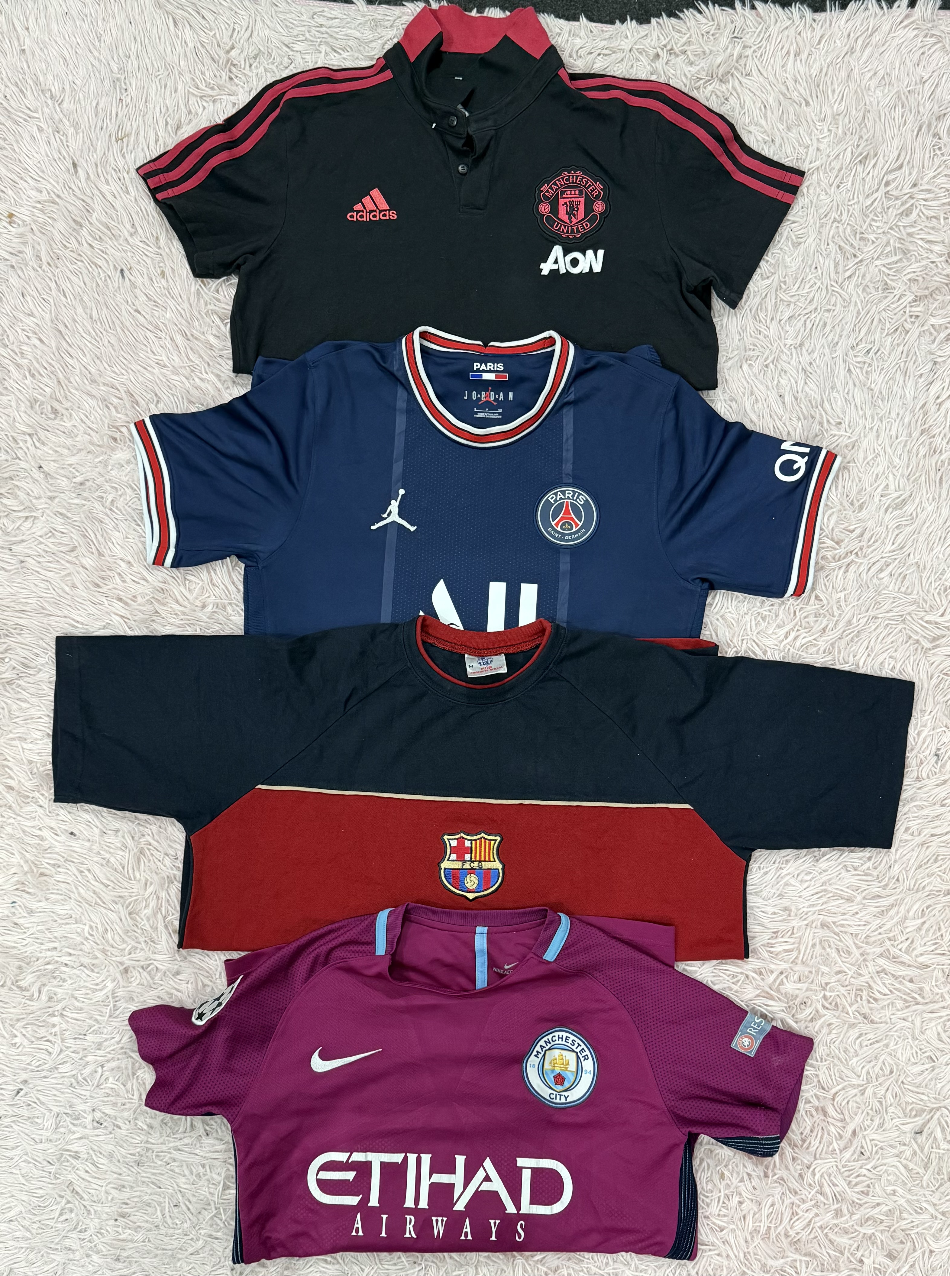 Premium Fußball T-Shirts 40 Stück
