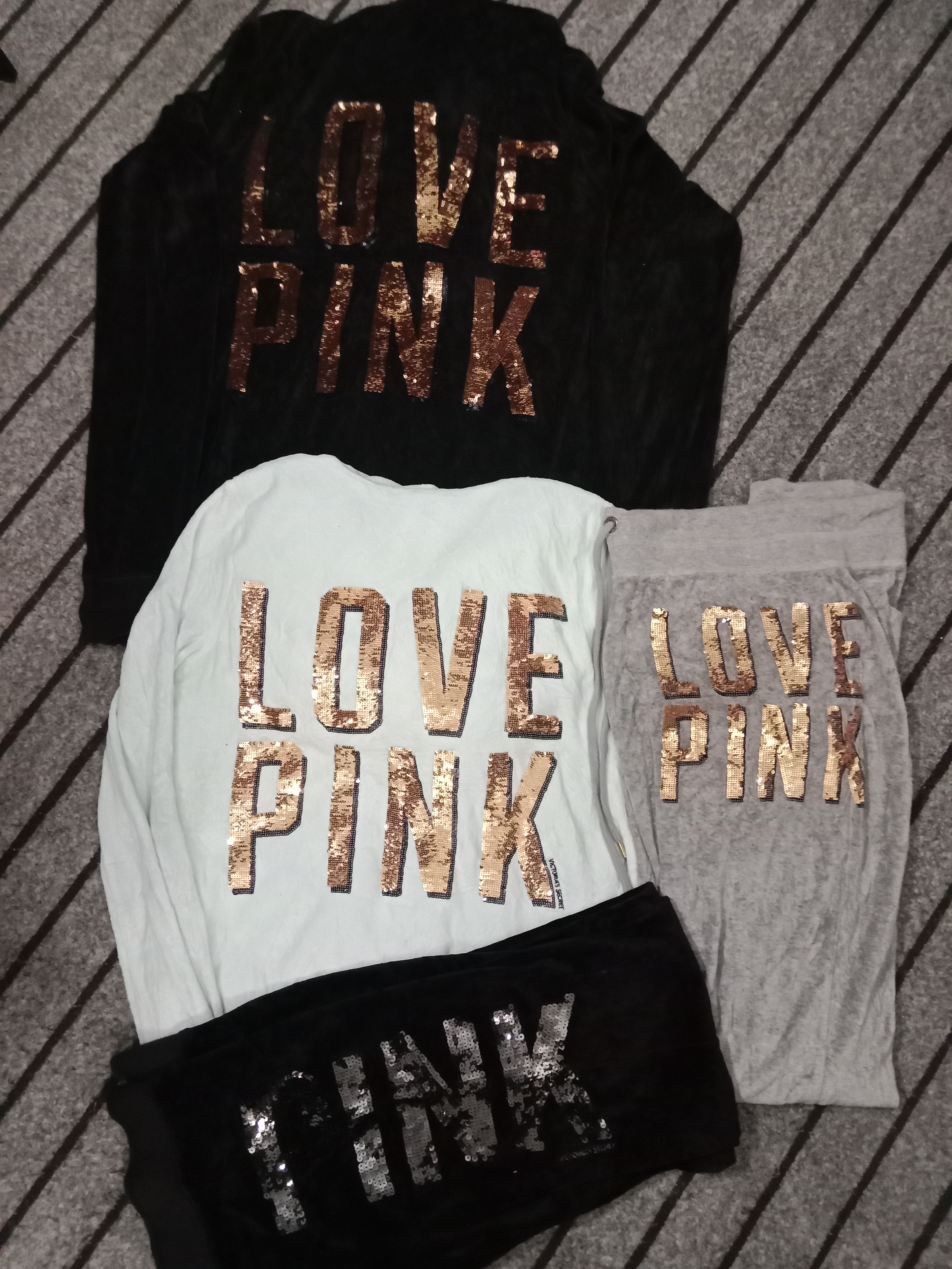 Pink by Victoria Beckham Hoodie-15 pcs
