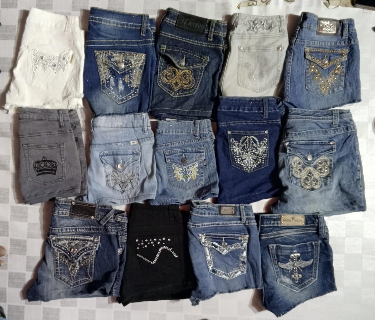VIGOSS DEREON NINE WEST JEANS UND MIX-MARKEN MINI-SHORTS (ID 1008)