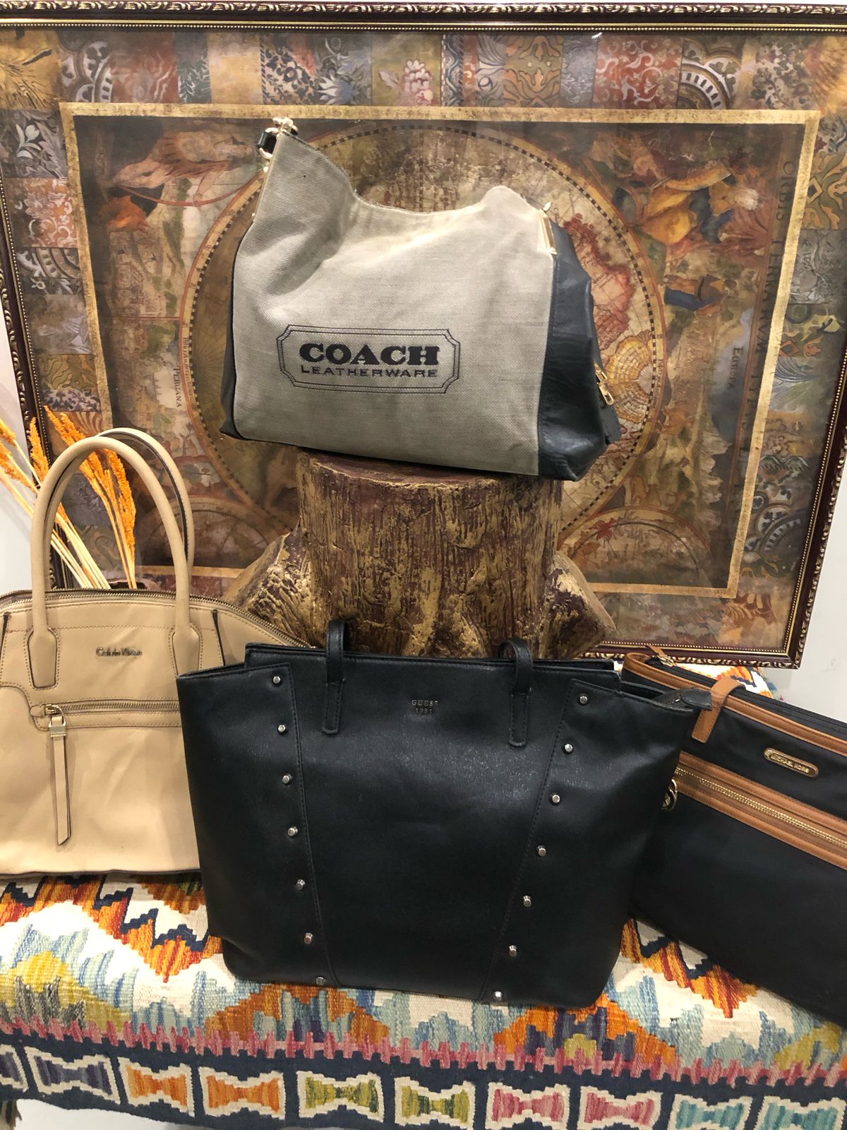 Coach, Guess, Dooney & Bourke e altro. Set di 10 borse a mano di alta qualità.