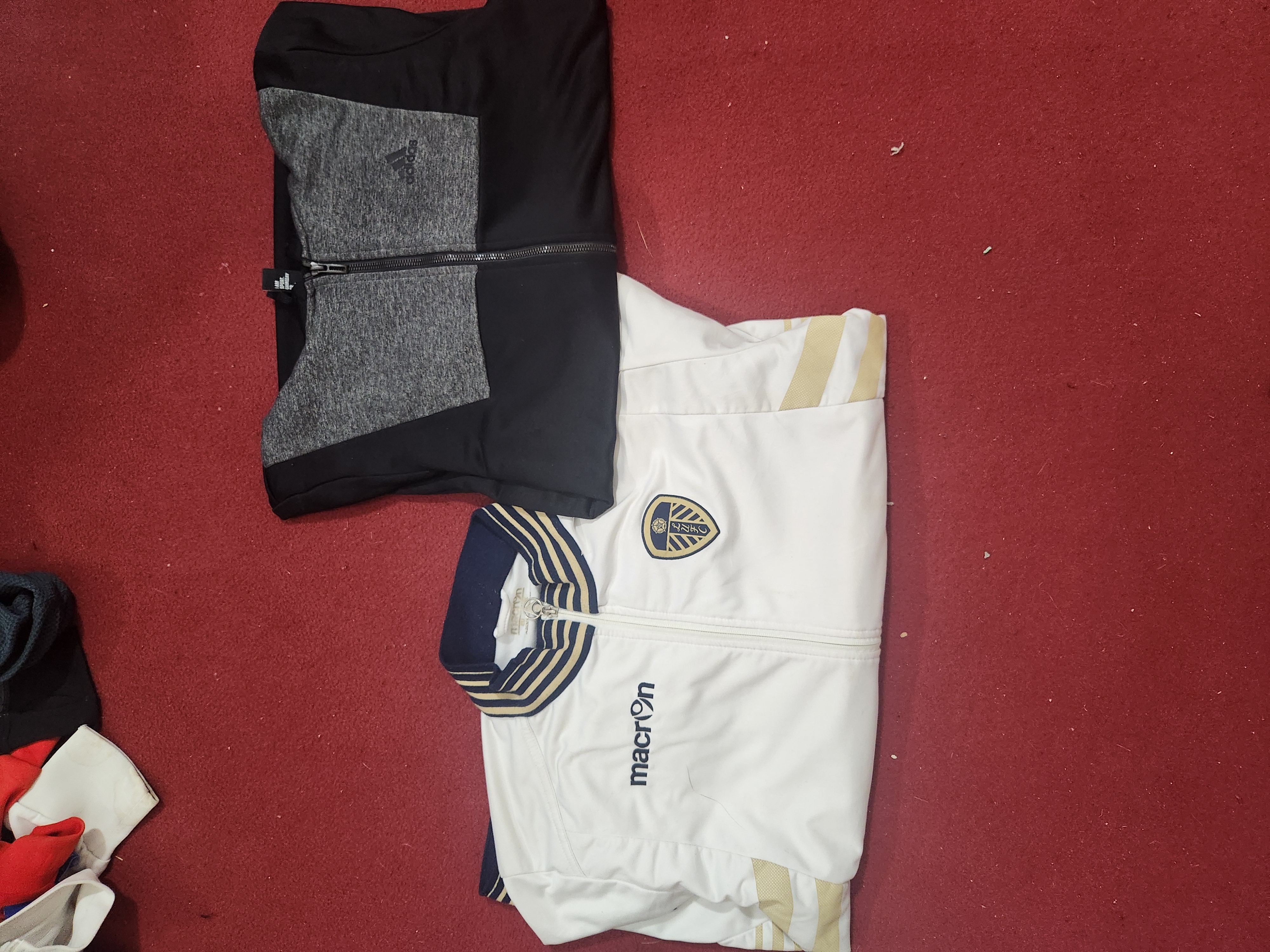 TrackTops