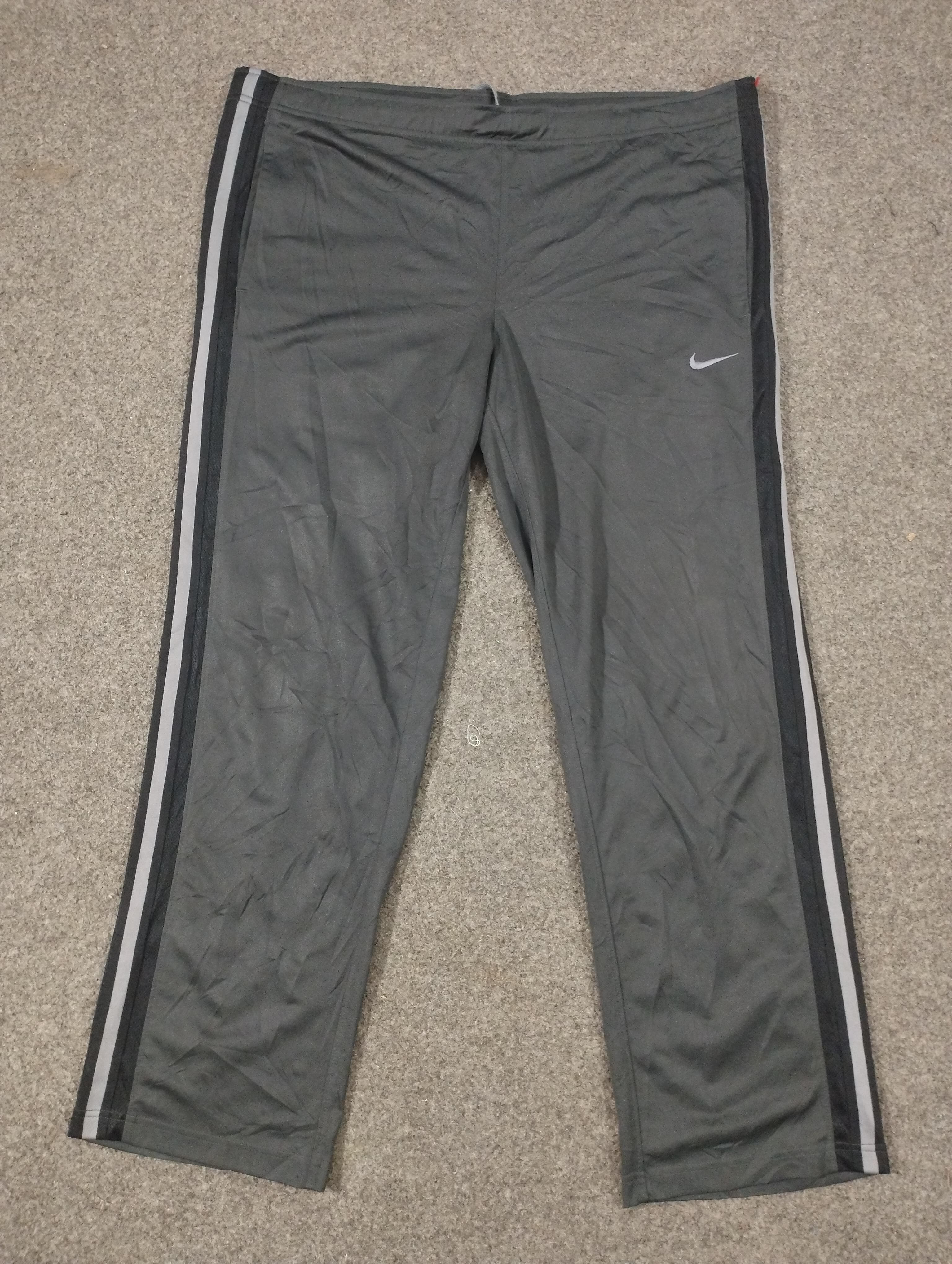 Premium Vintage Nike Trackpants