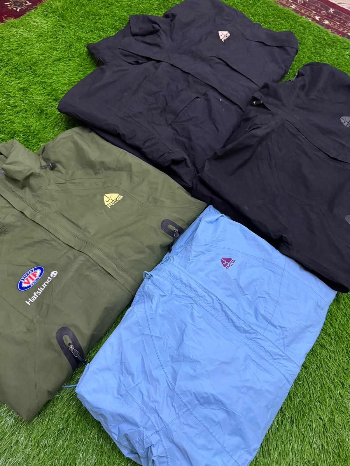 ACG Nike Jacken