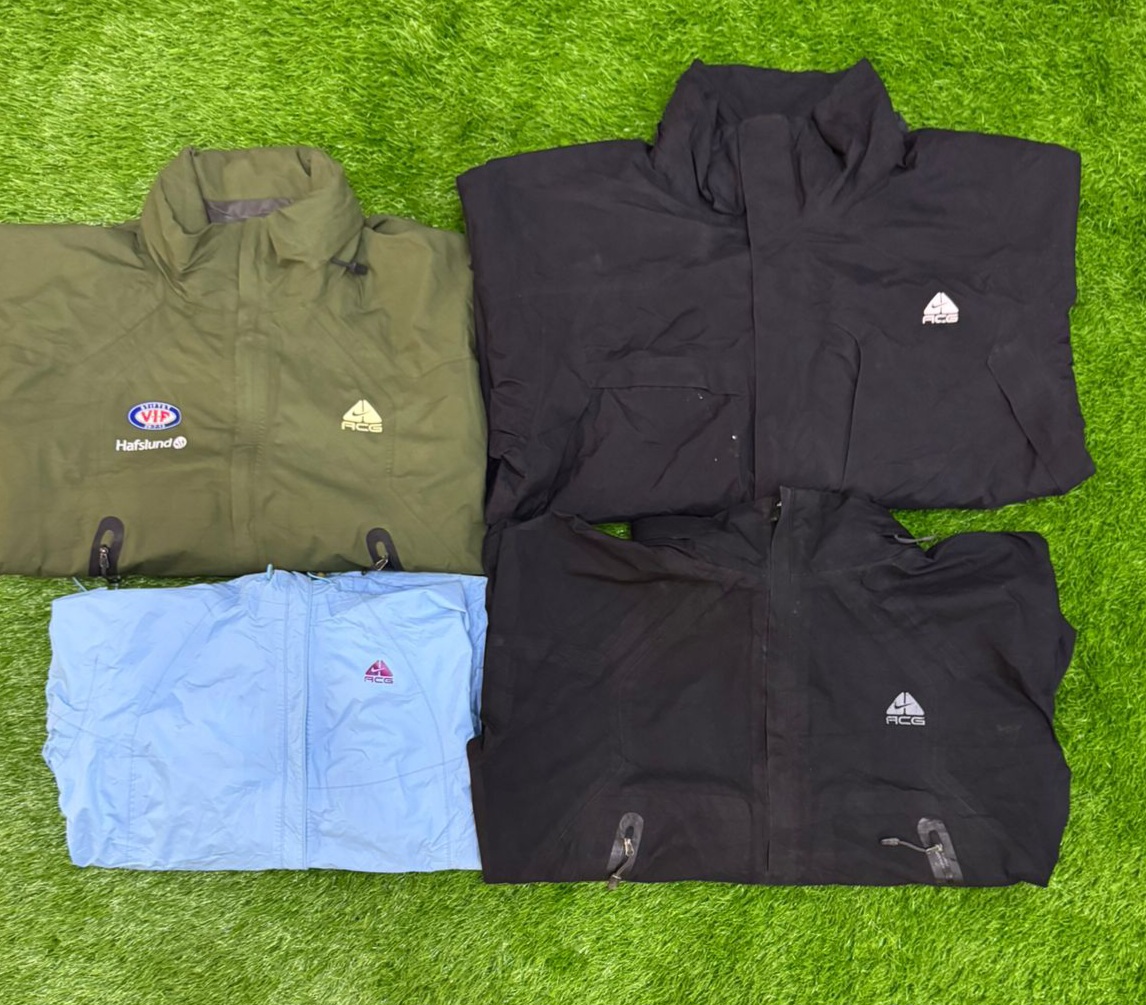 ACG Nike Jacken