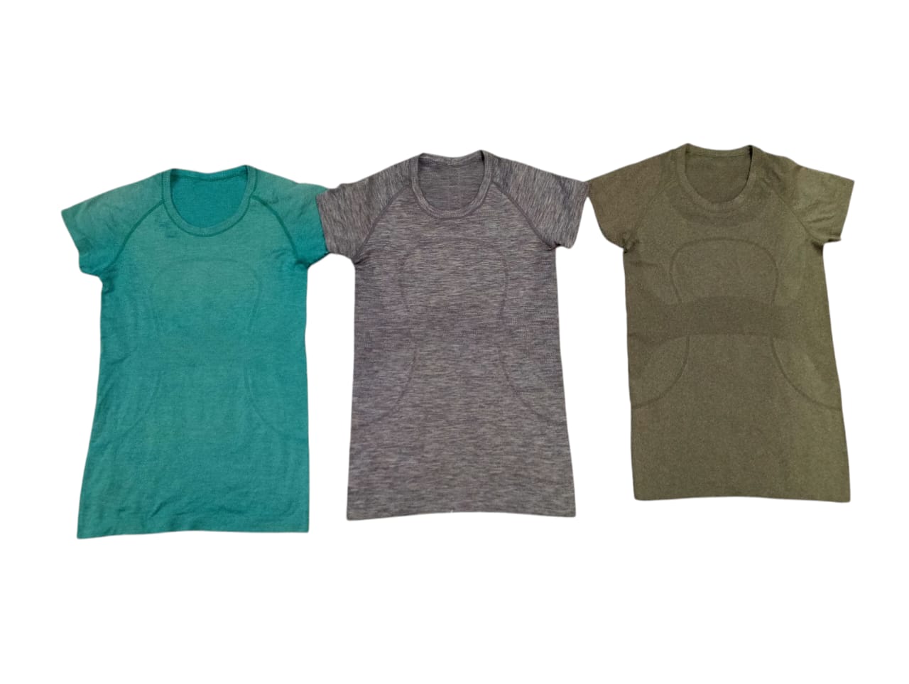 Lululemon camisetas coloridas y lindas -17 piezas -30/4/25