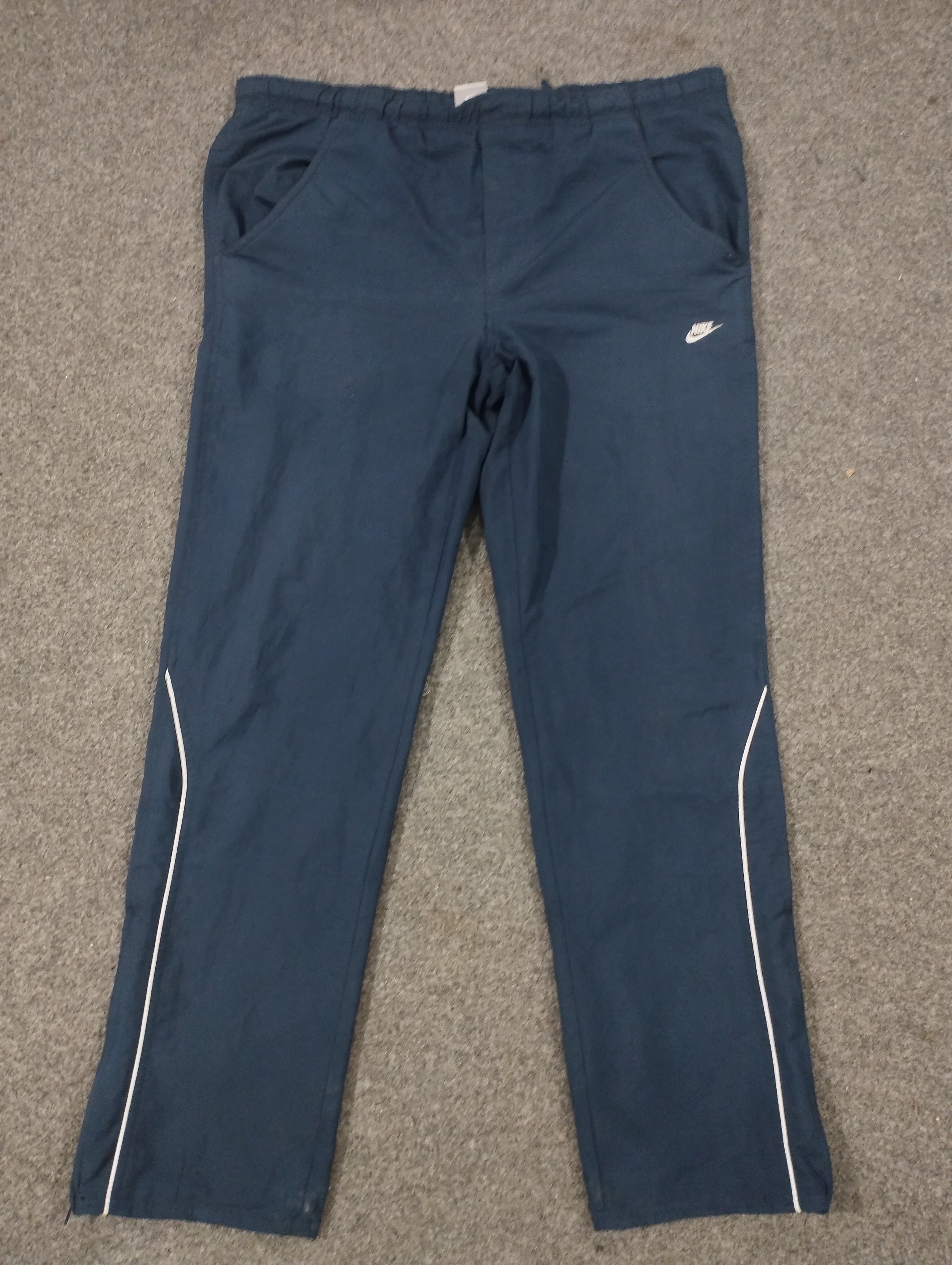 プレミアムヴィンテージNikeトラックパンツ