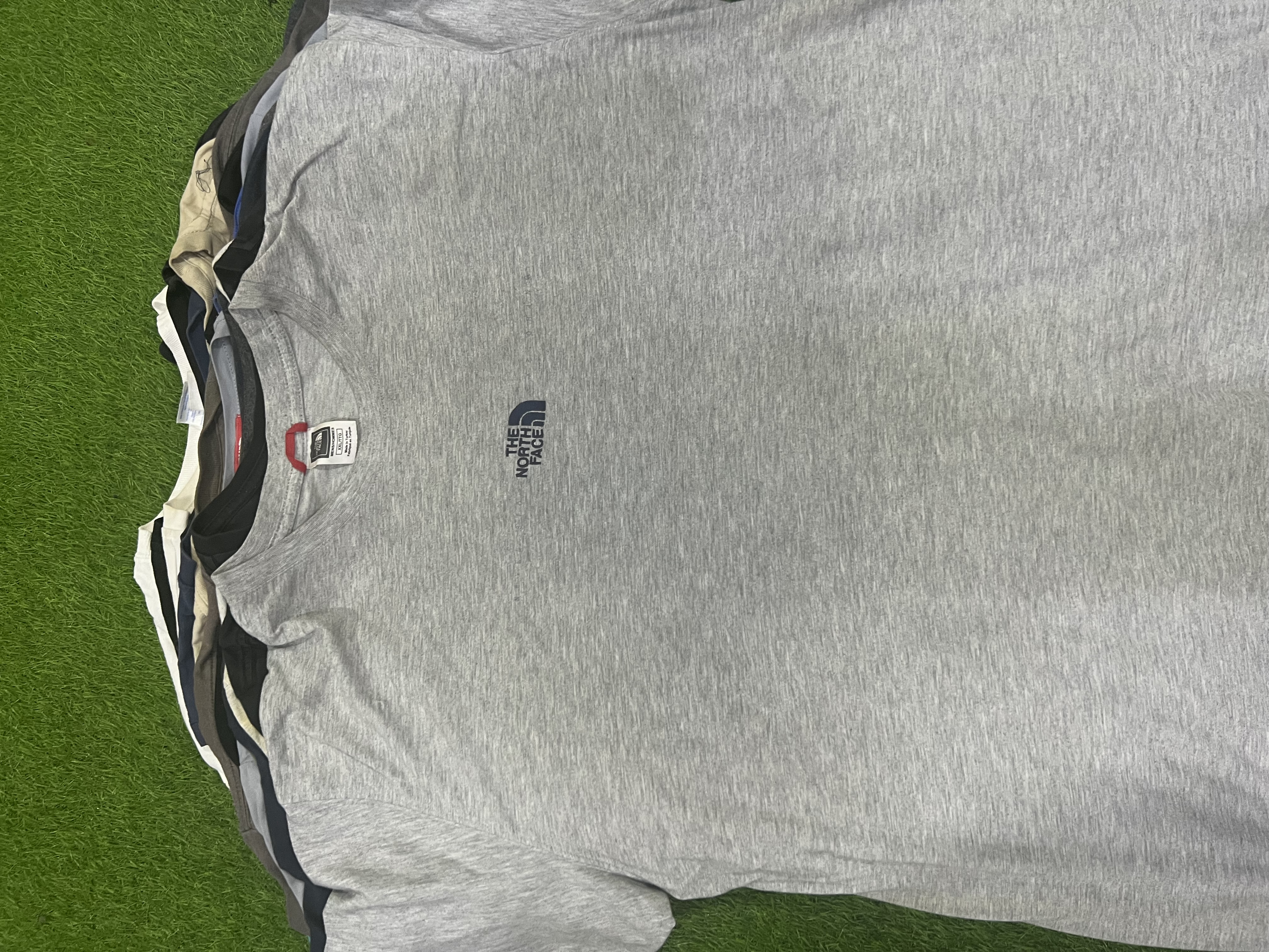 Mens Northface T-shirt- 45 pcs