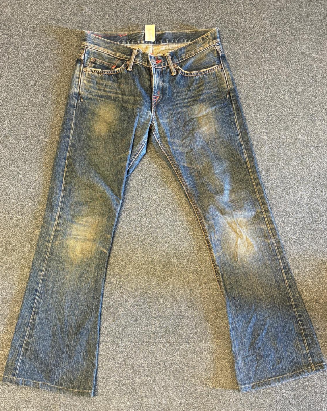 Low Waisted Jeans
