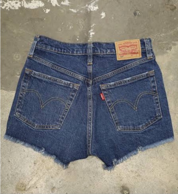 Shorts de denim Levis 27 pcs