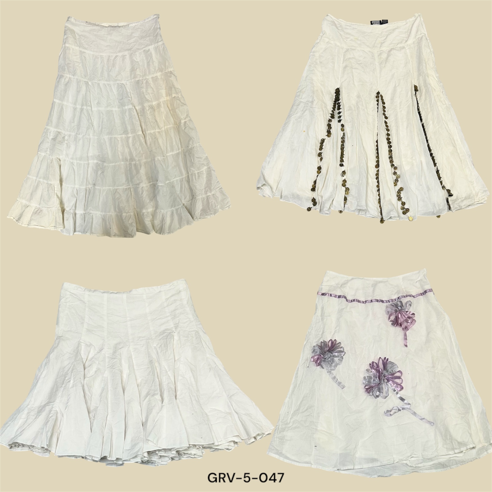 Collection de Jupes en Coton Blanc Y2K - Rétro et Intemporel (GRV-5-047)
