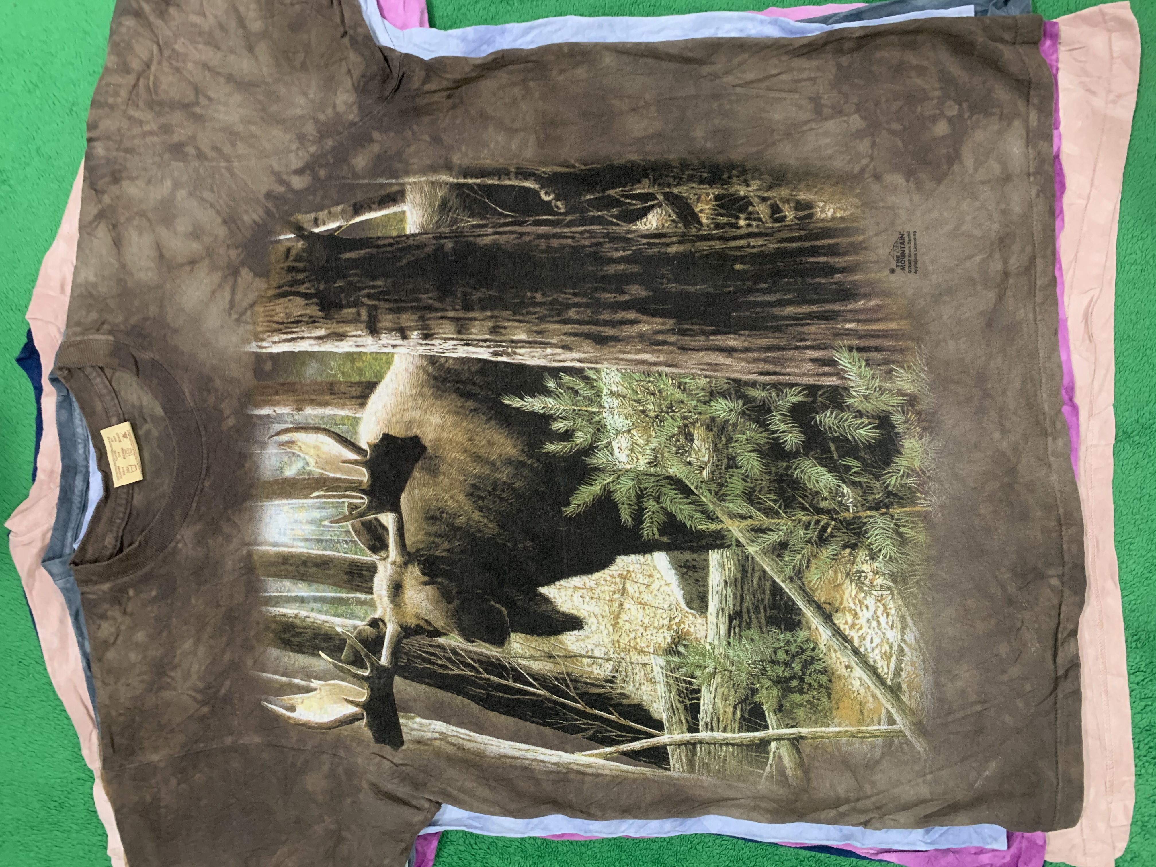 The mountain T shirts 8 pieces