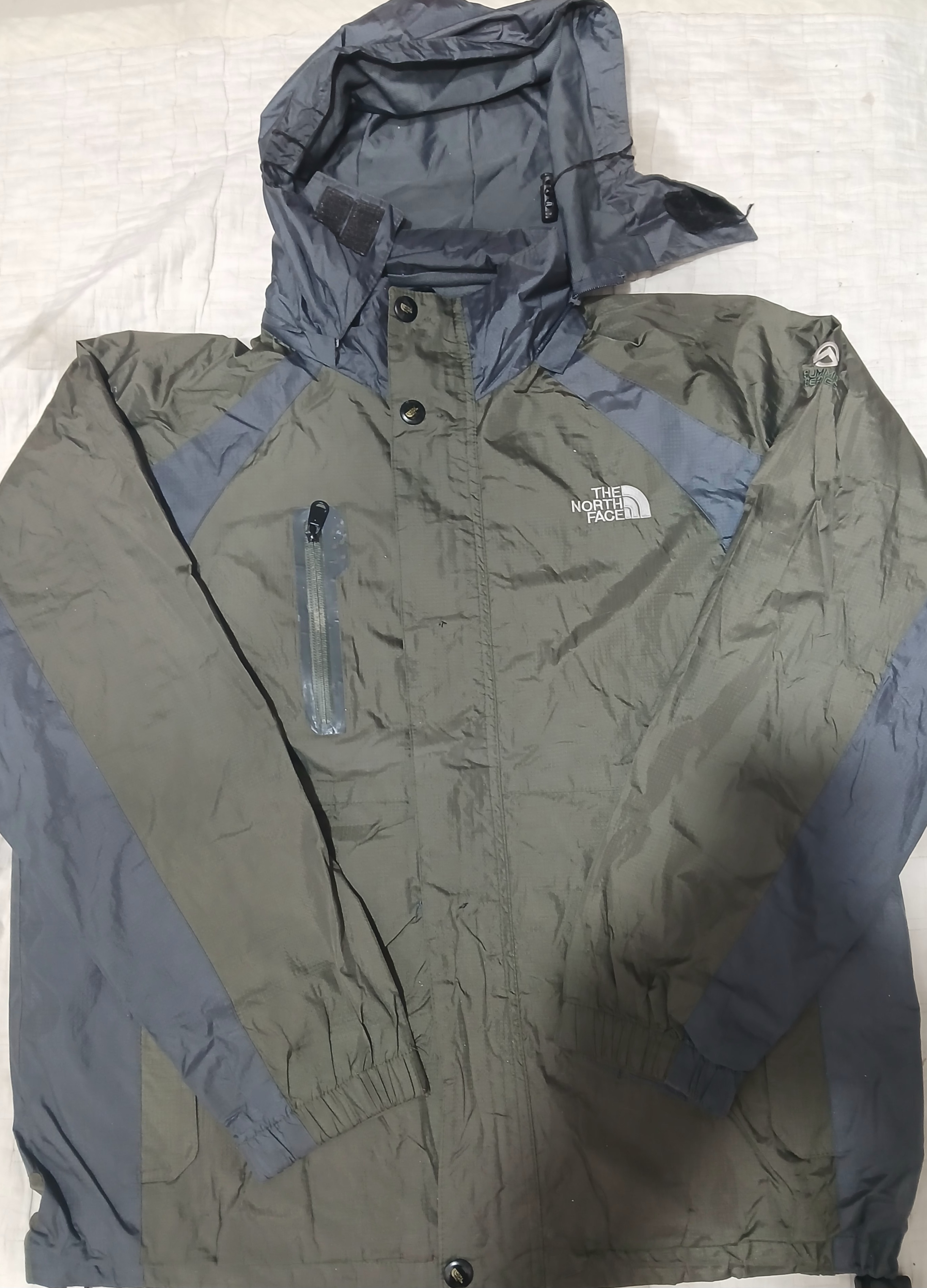 I giubbotti a vento e le giacche a guscio di The Northface