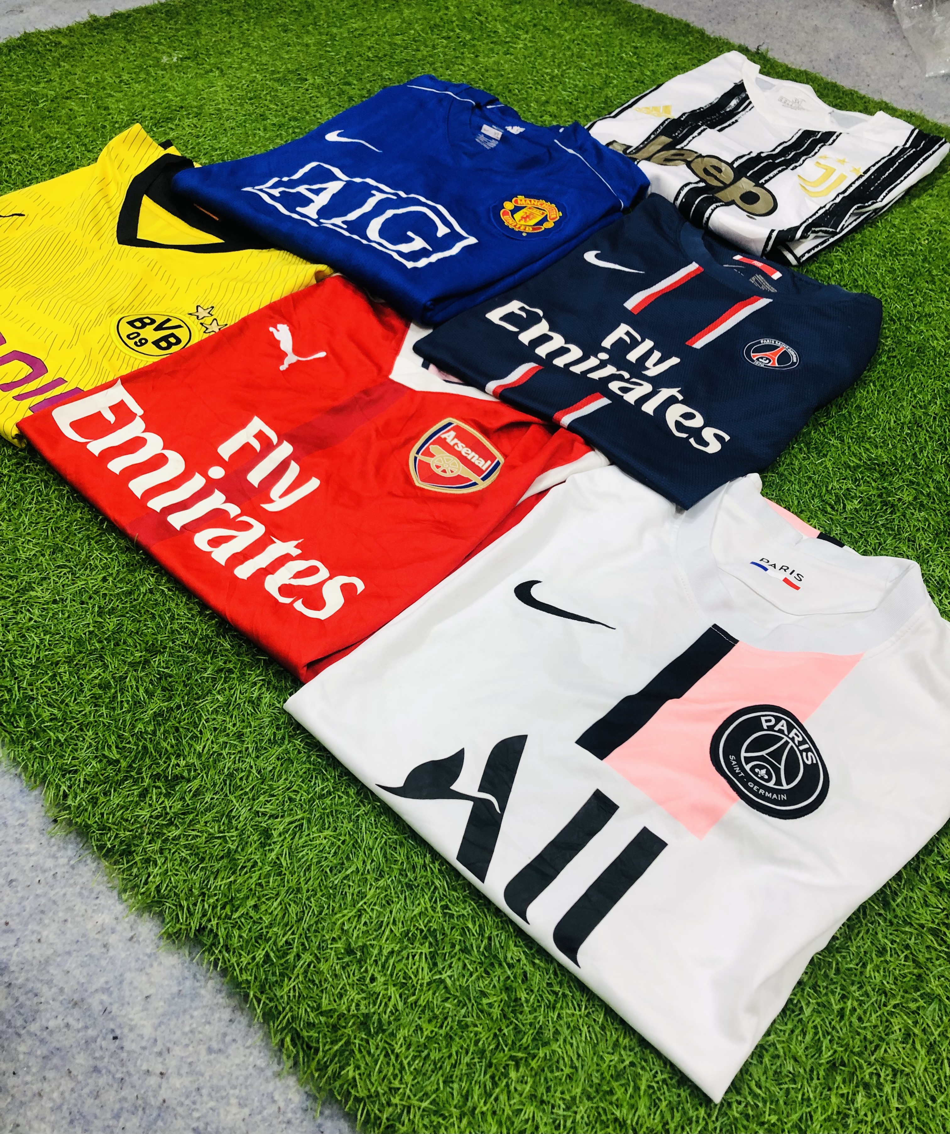 T-shirts de Football Club 70 Pcs