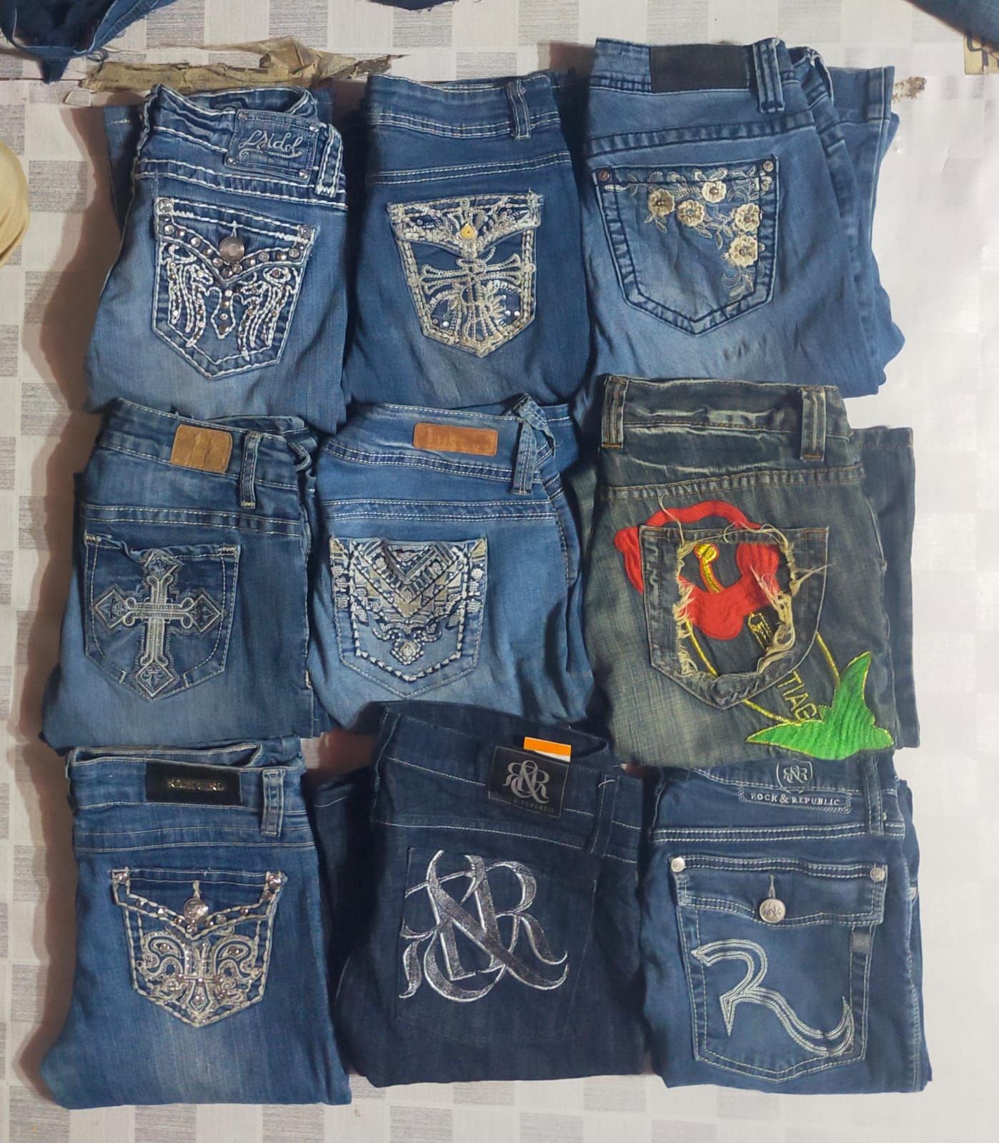 JEANS ROCK AND REPUBLIC, WALLFLOWER ET D'AUTRES MARQUES MIXTE (ID 1039)