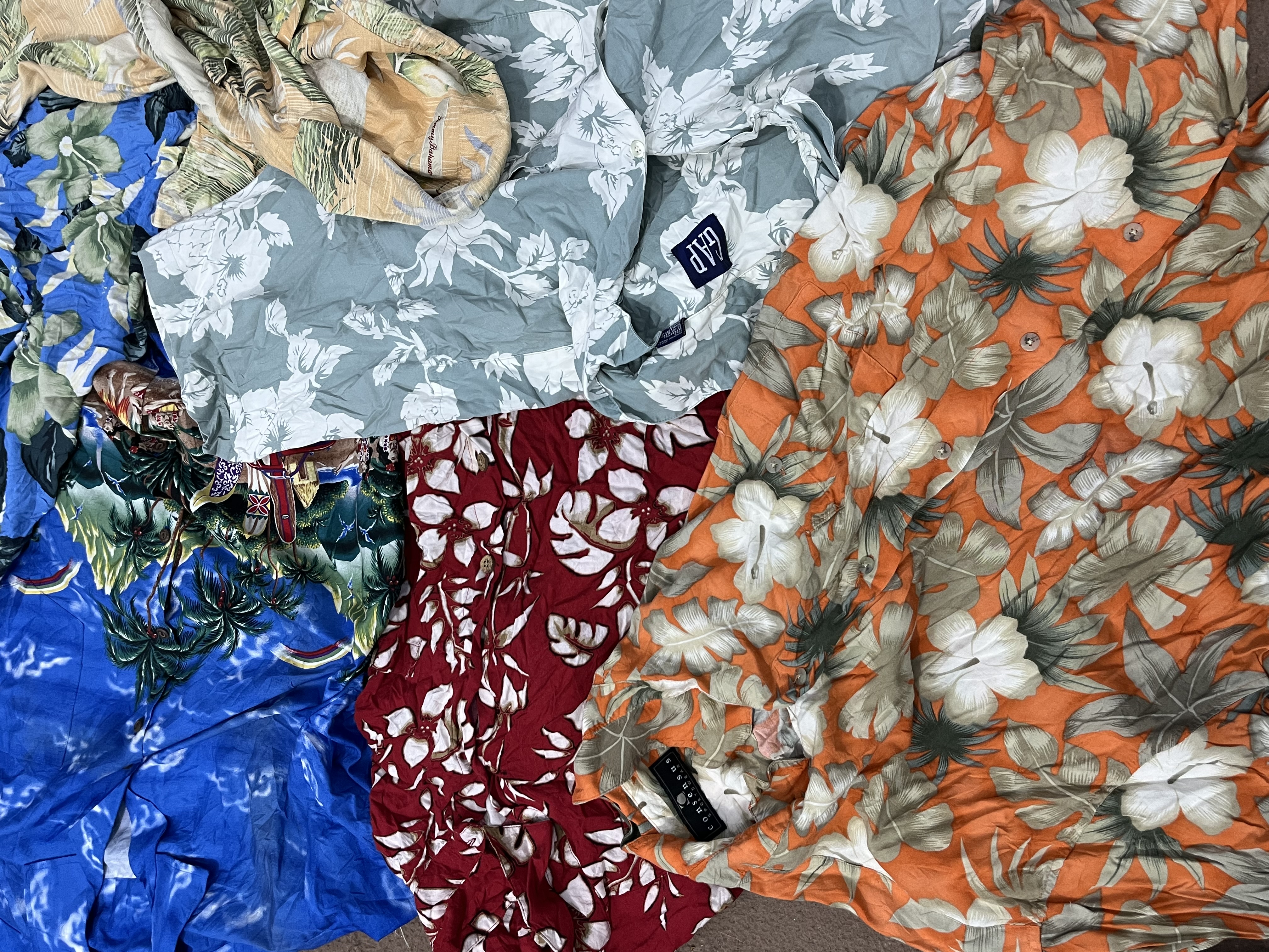 Hawaiian Shirts 30pcs