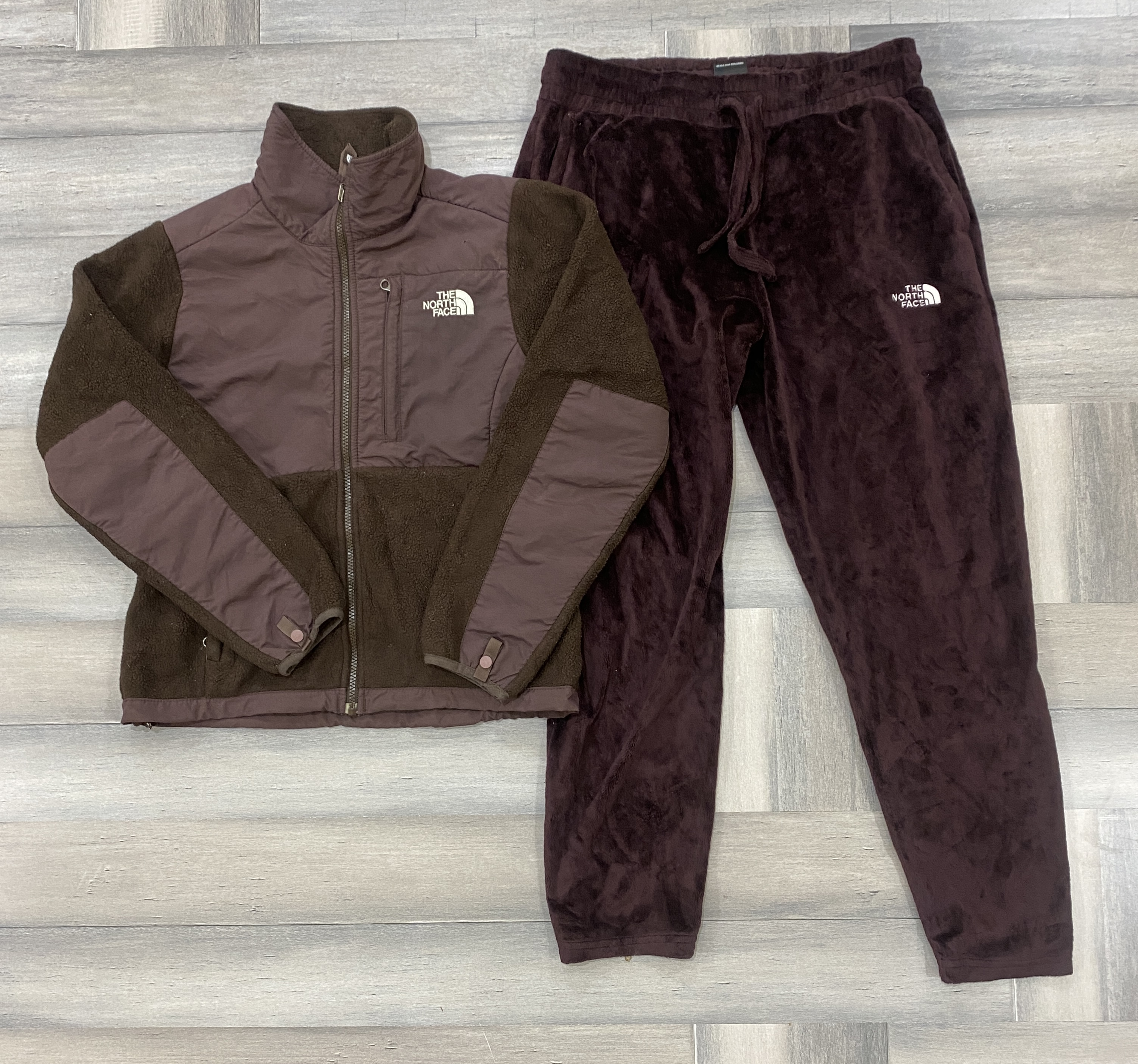 SD0114 - Femmes North Face - 5 pièces