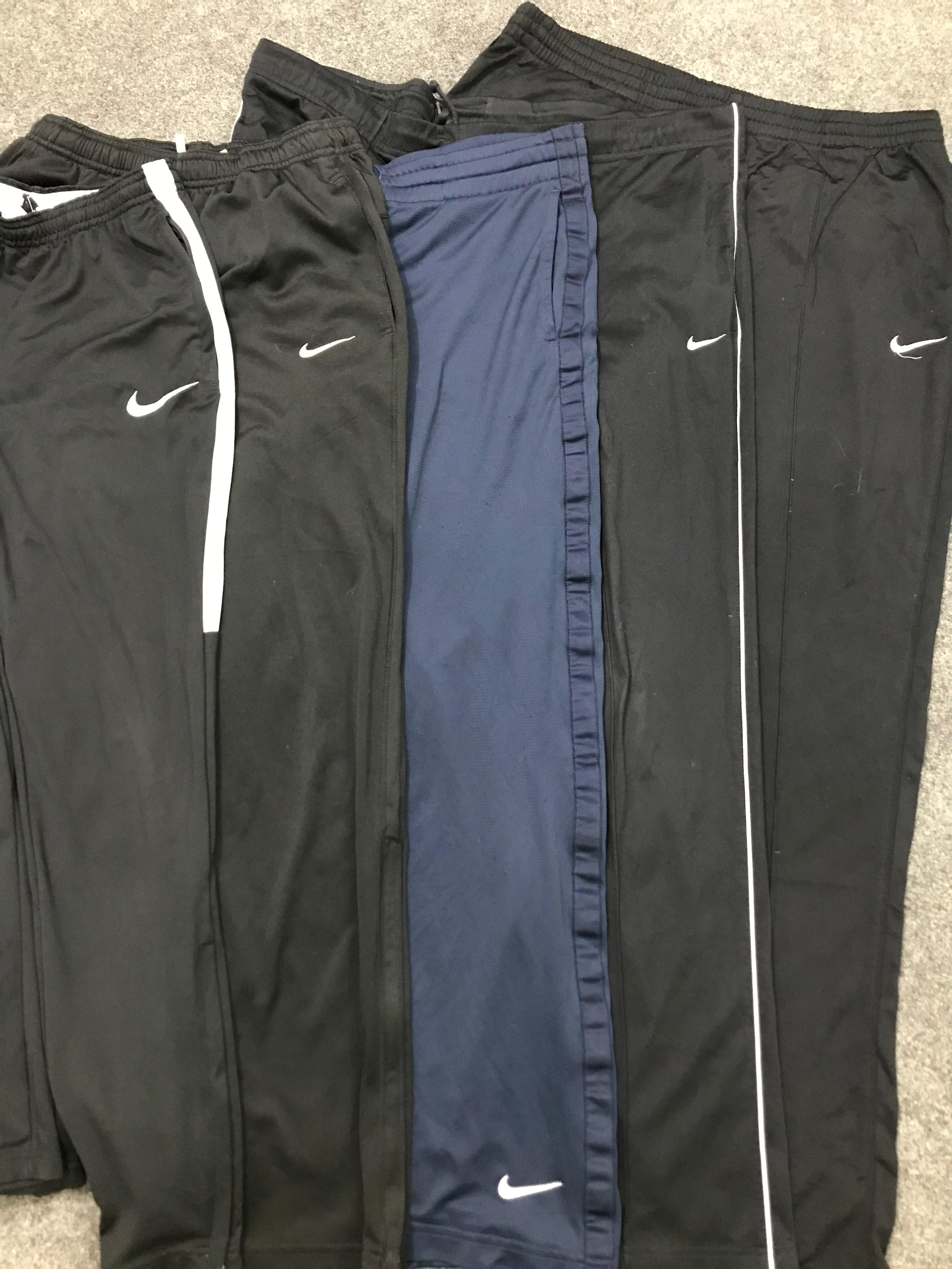 Pantaloni da pista Nike premium✨