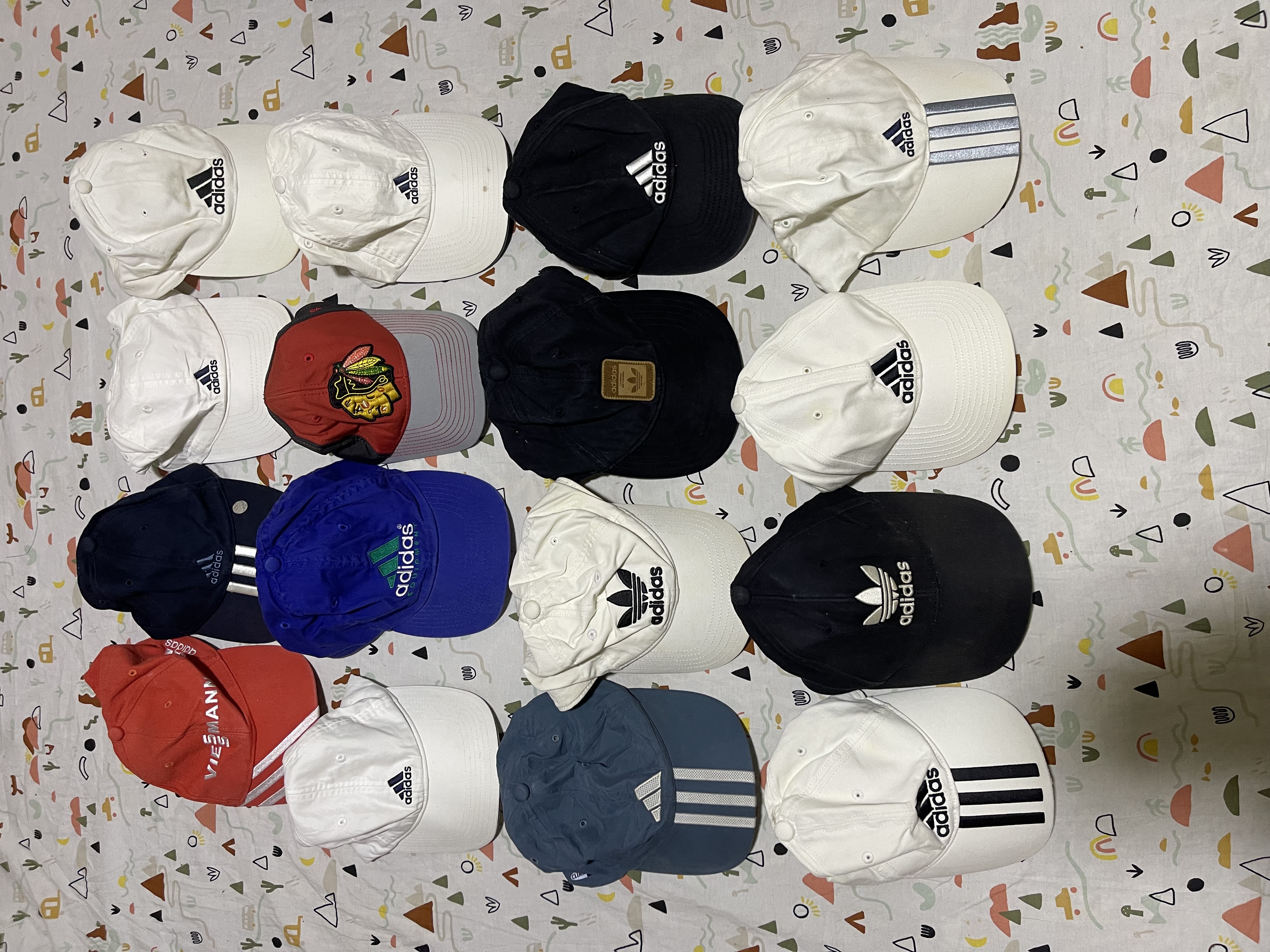 Chapeau Adidas 16 pièces