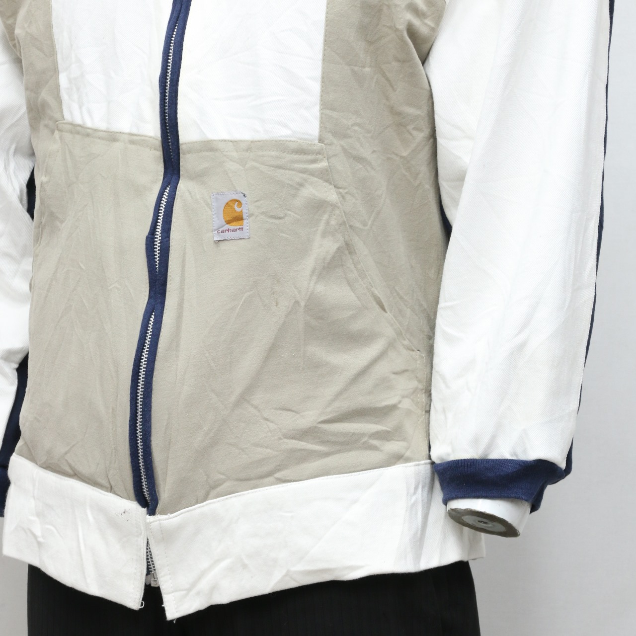 CV0056 Upcycled Carhartt Jackets - 20 Pcs