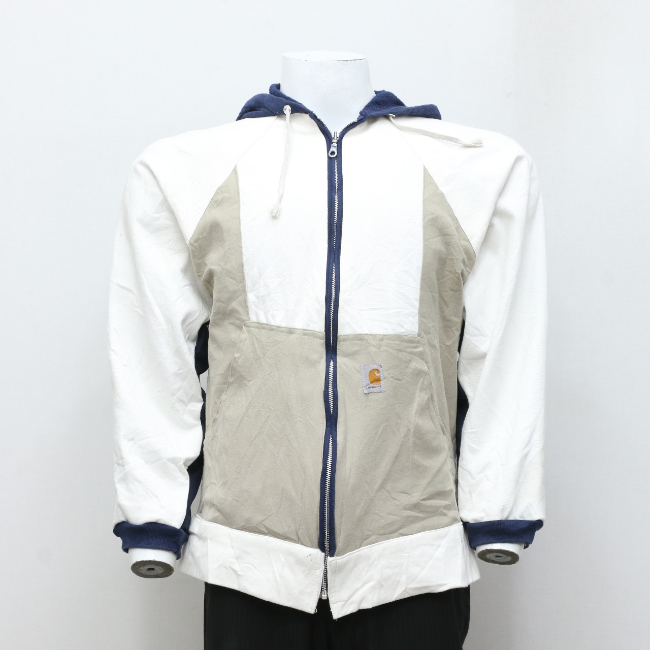 CV0056 Upcycled Carhartt Jackets - 20 Pcs