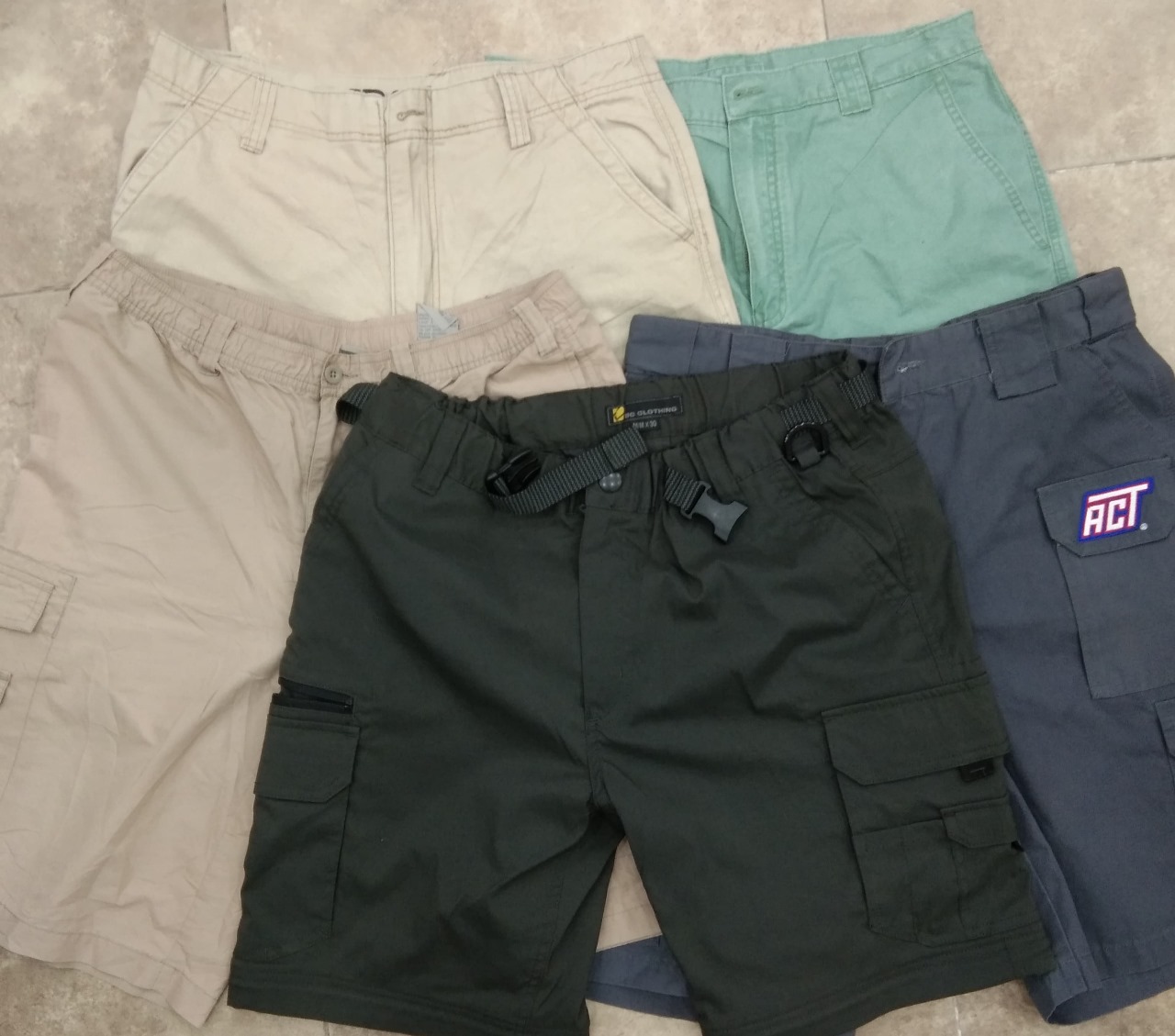ZH0043 UnBranded Cargo Shorts - 10 Pcs