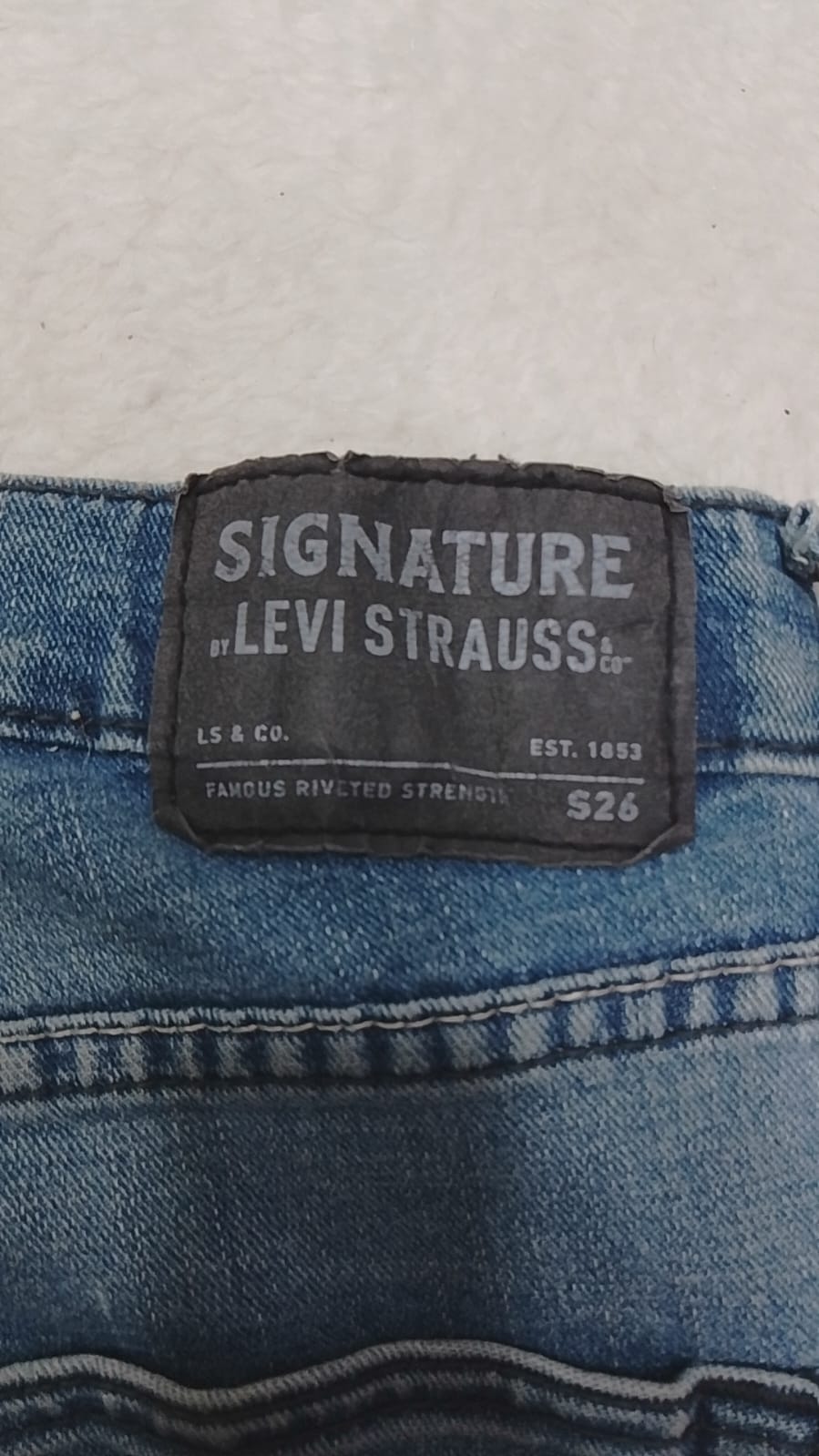 CV0074 Rework Calças Levi's com Cinto - 20 Peças