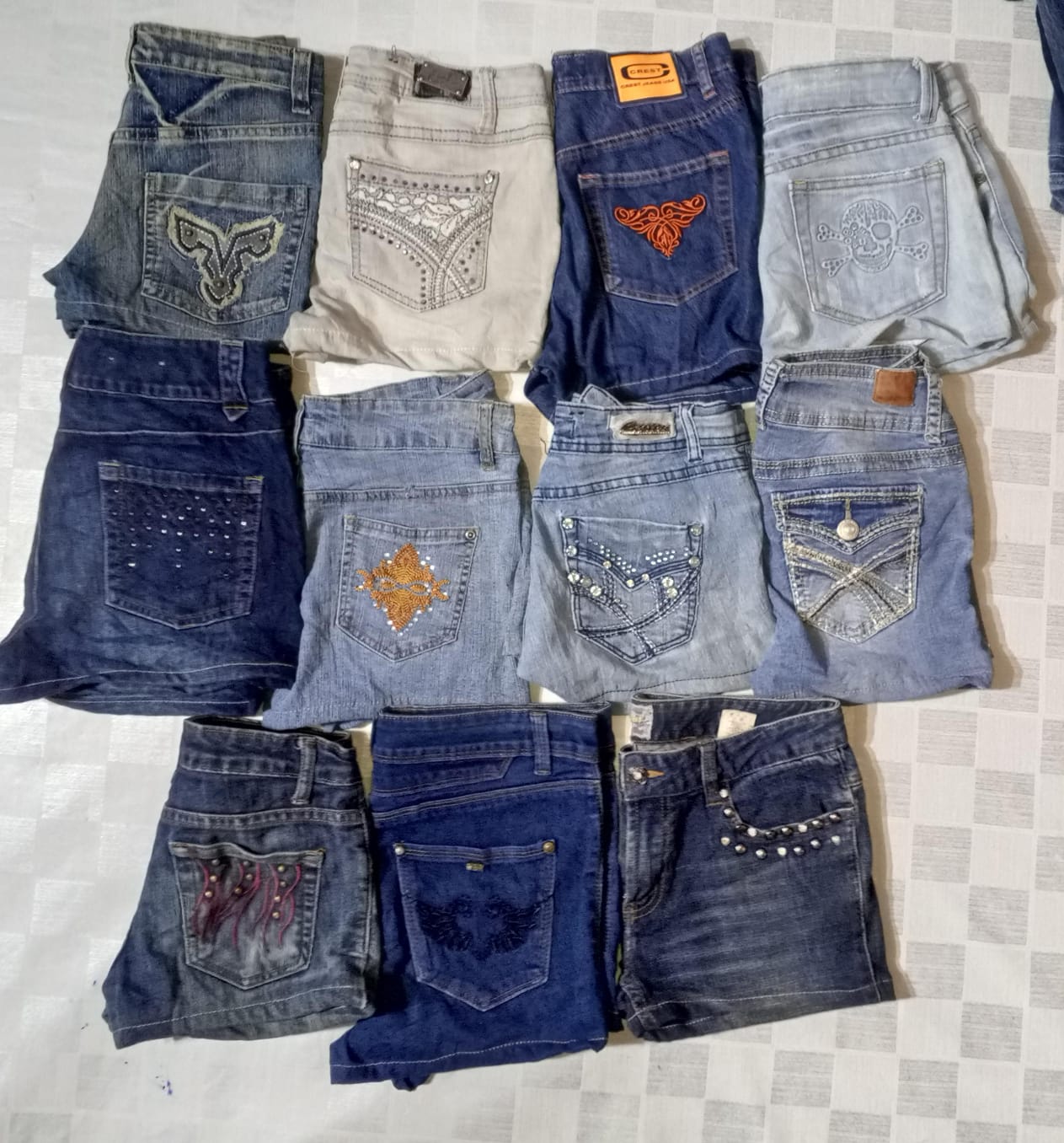 WALLFLOWER EARL JEANS AND OTHER MIX BRANDS MINI SHORTS (ID 1052)