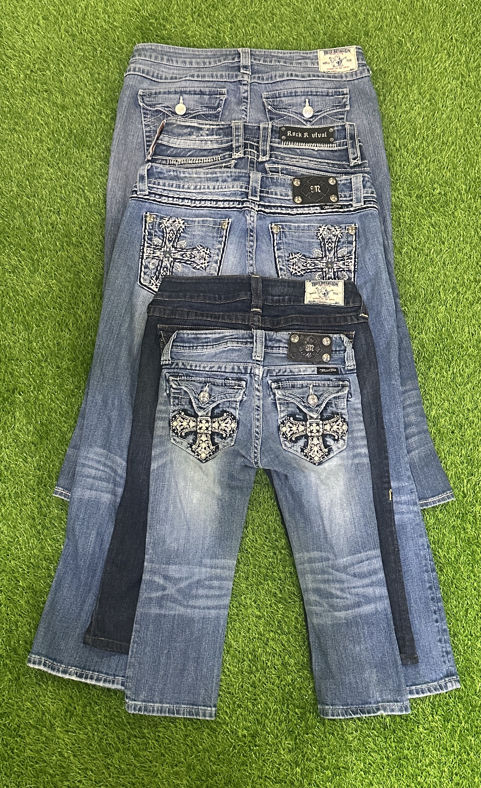 Miss me true religion et rock revival capri 16 pièces