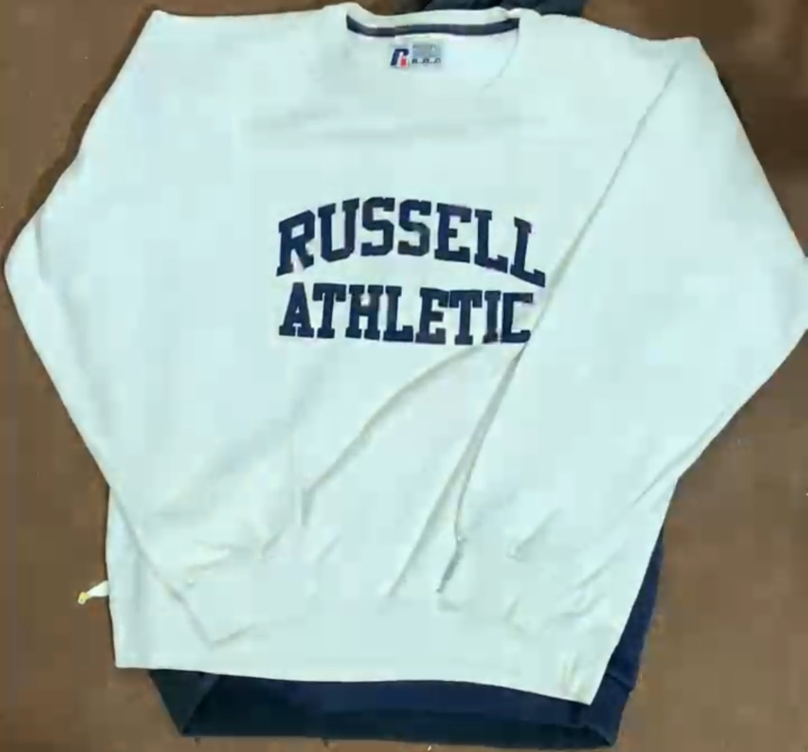 Branded sweatshirt 10 pieces