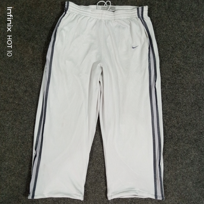 Pantaloni da tuta Nike autentici 🔥