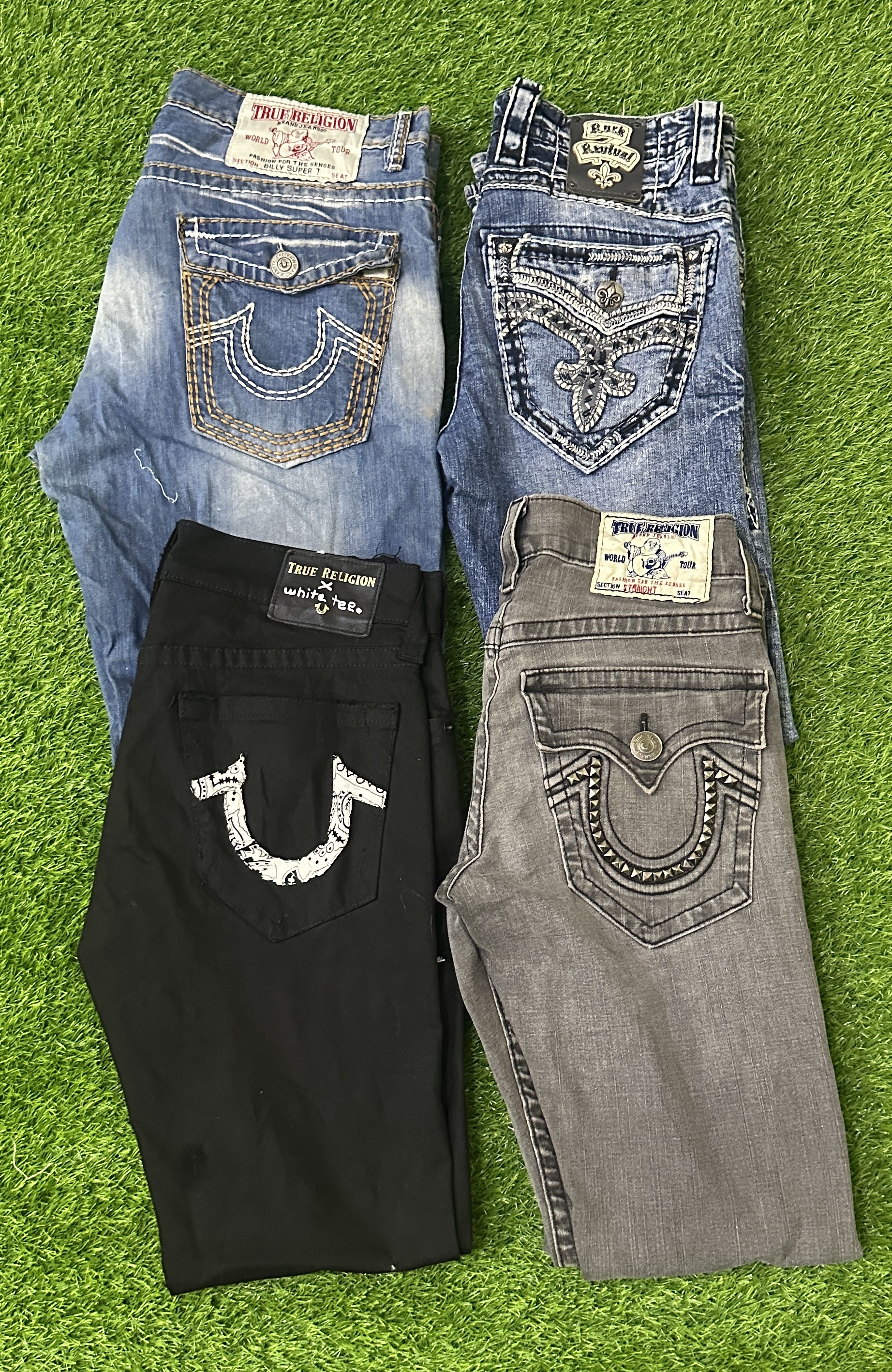 True Religion et Rock Revival jeans 20 pièces