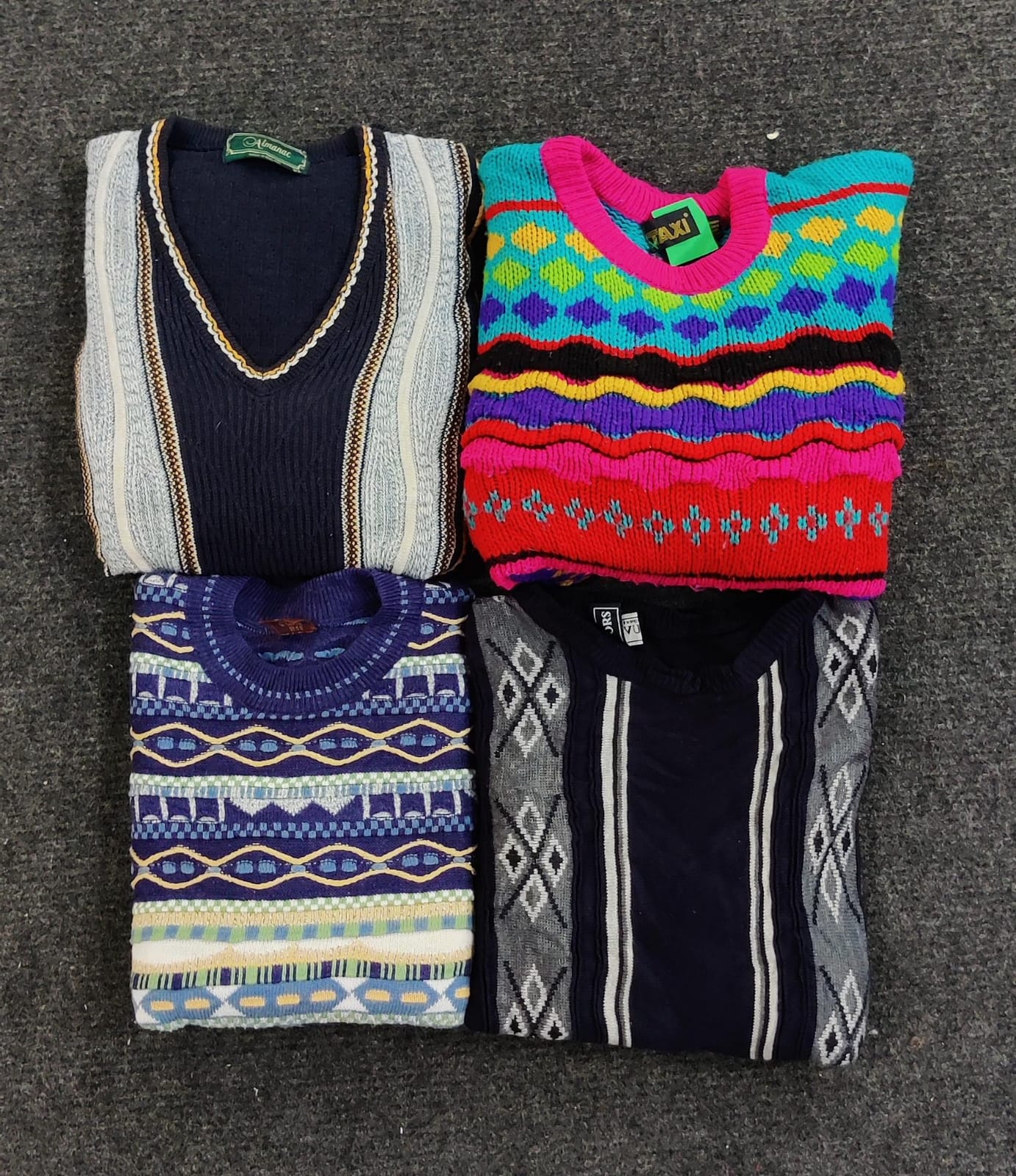 Pulls de style Coogi
