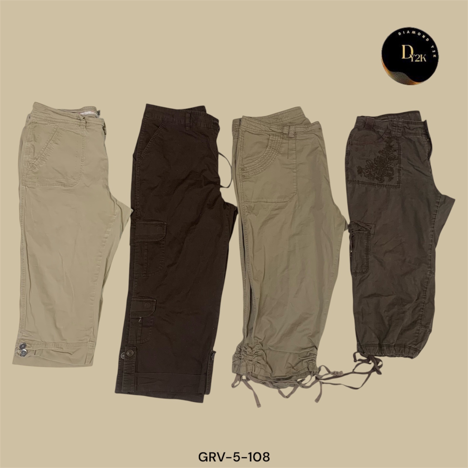 Y2K Style Black & White Cargo Capri – Trendy & Functional (GRV-5-108)