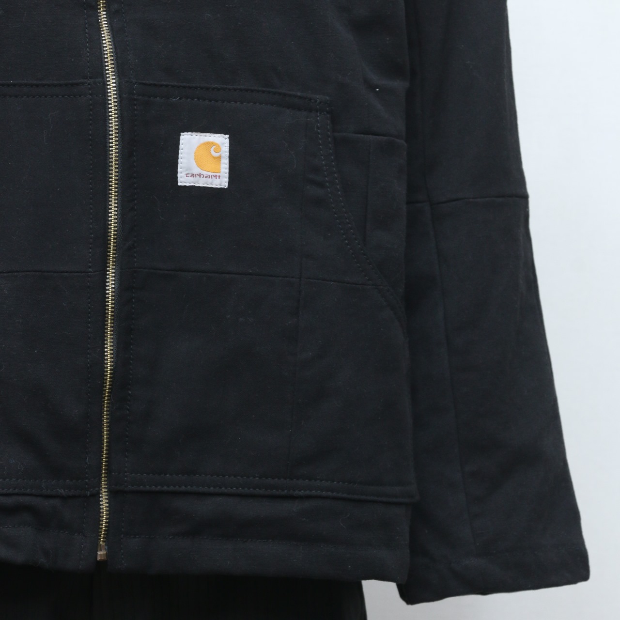 CV0092 Réparation vestes Carhartt noires unies - 20 pièces