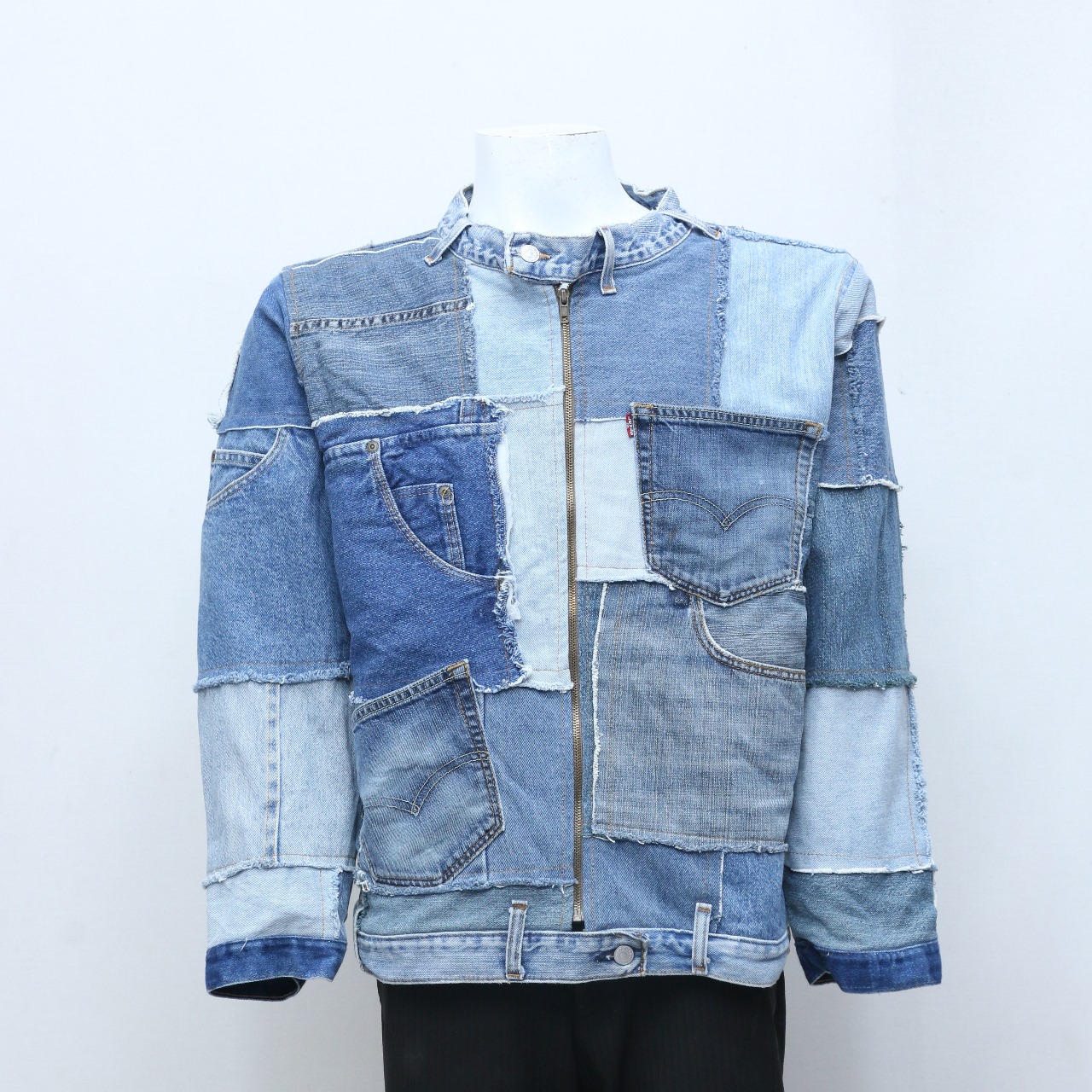 CV0094 Upcycled Levi's Patch Jackets - 20 Pcs