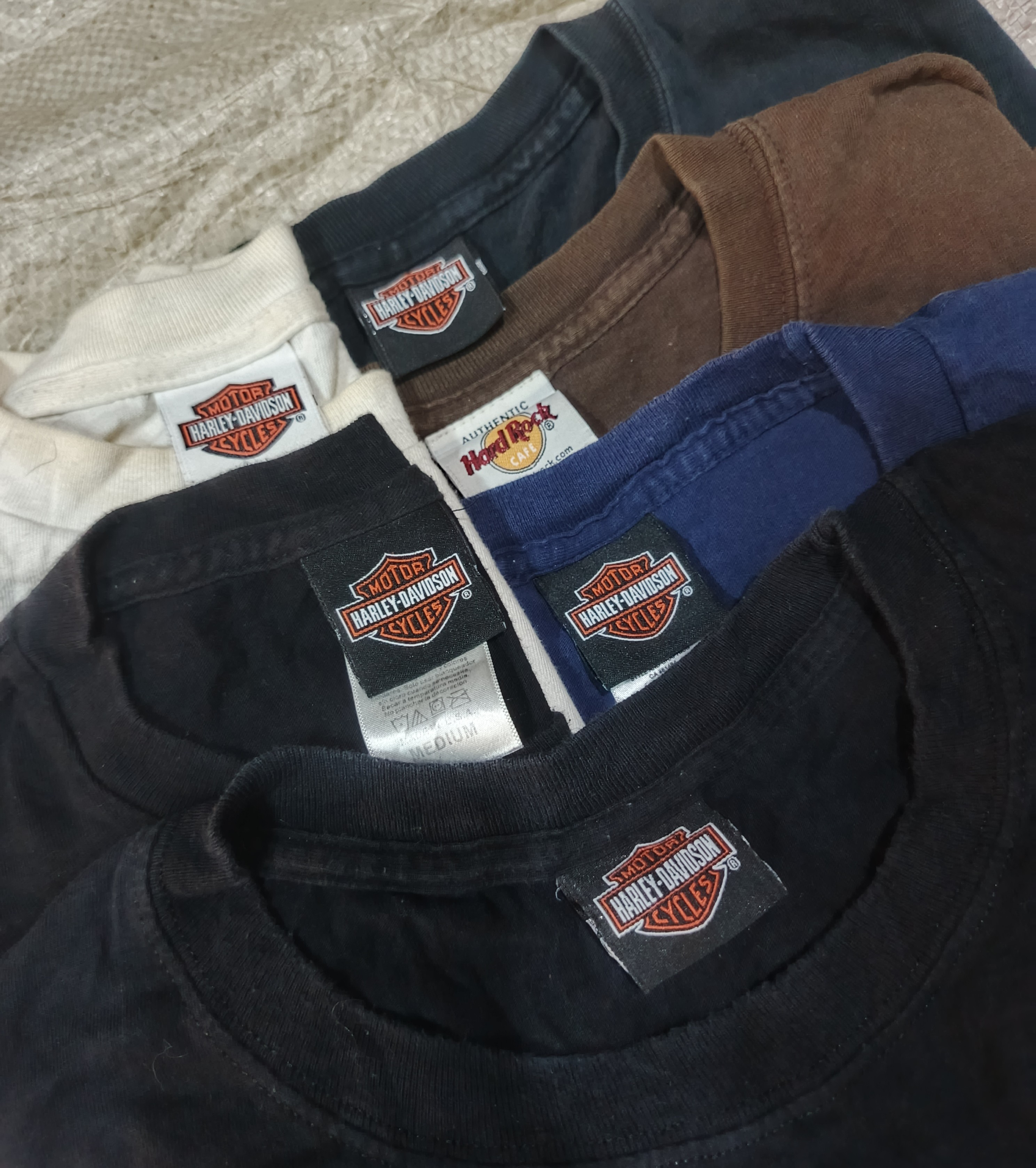Vintage Harley Davidson und Hard Rock T-Shirts